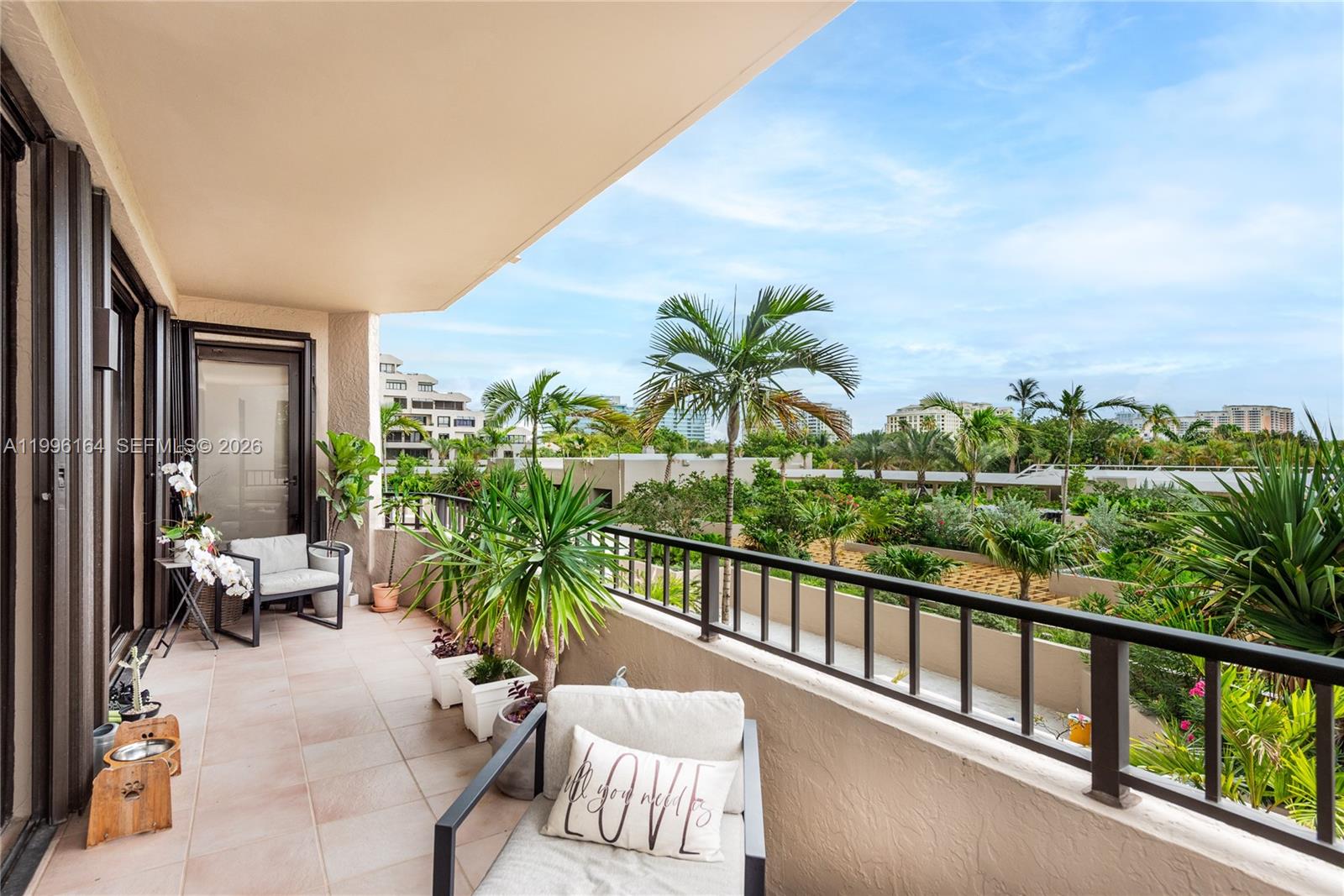 151 Crandon Blvd # 241