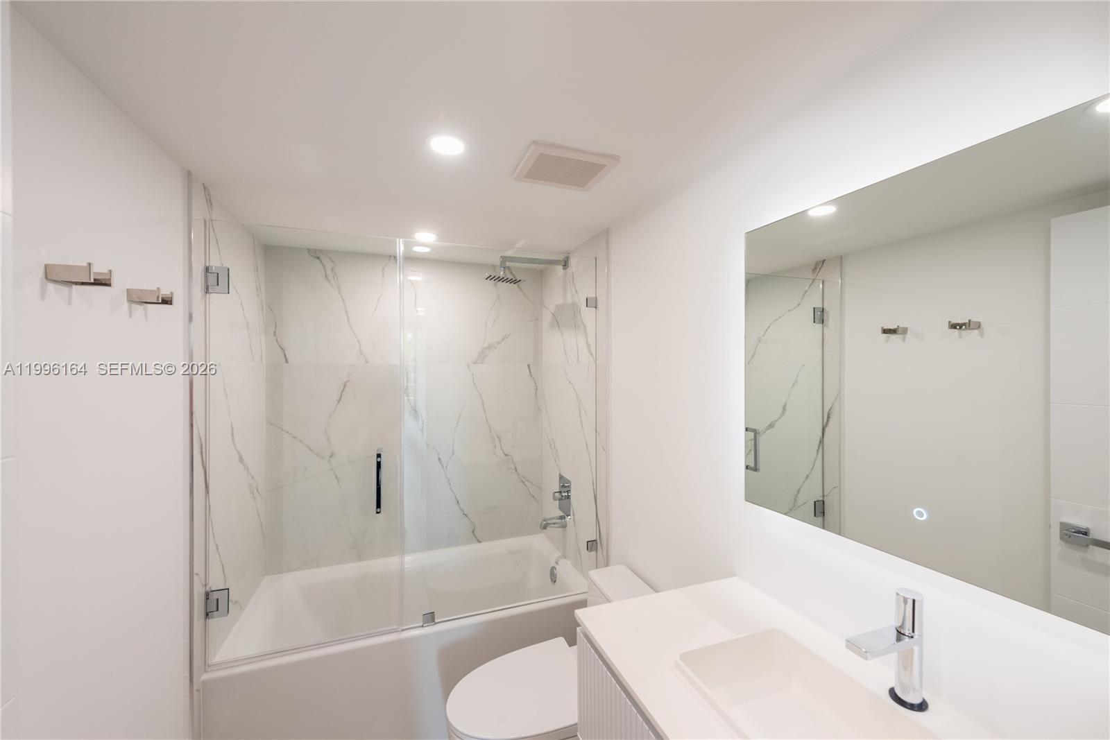 151 Crandon Blvd # 241