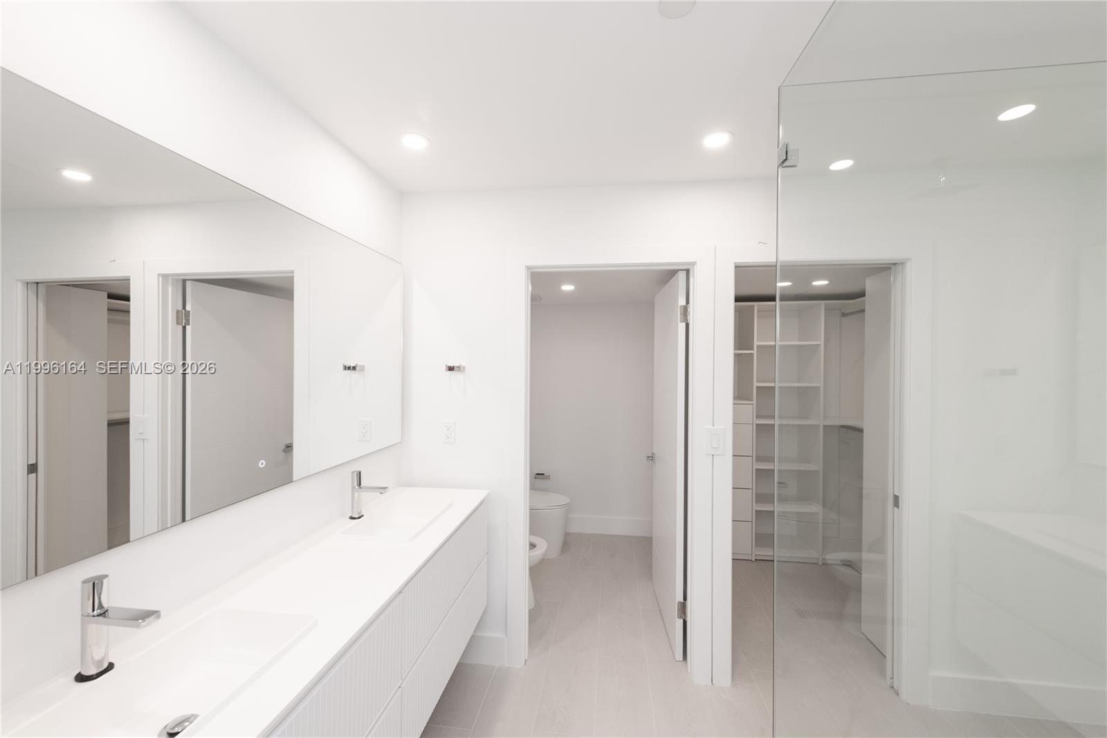 151 Crandon Blvd # 241