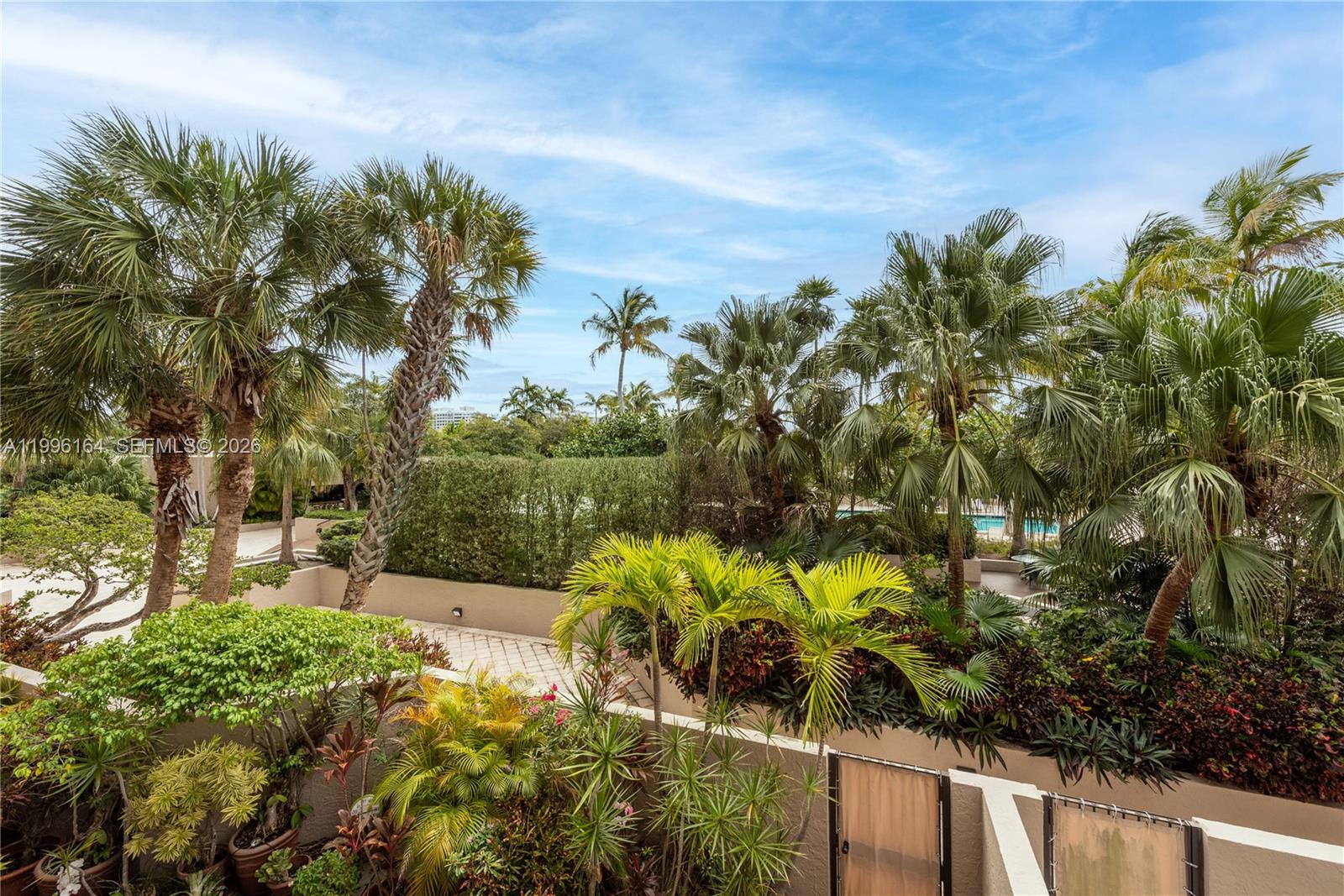 151 Crandon Blvd # 241