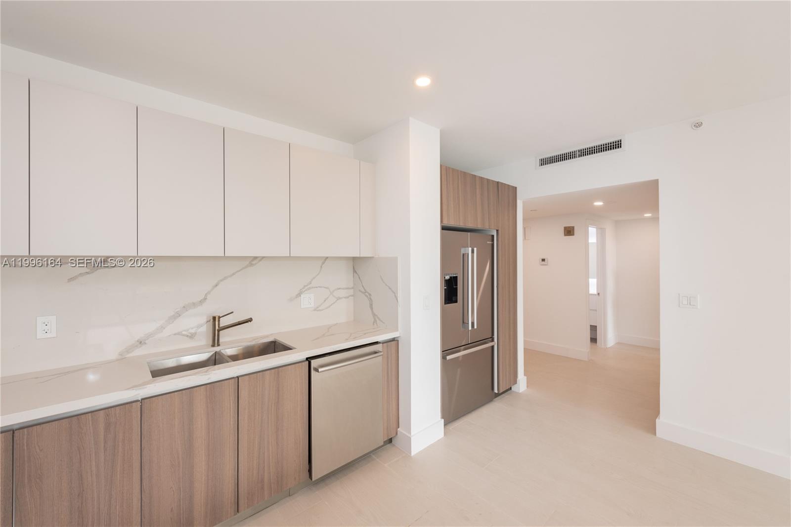 151 Crandon Blvd # 241
