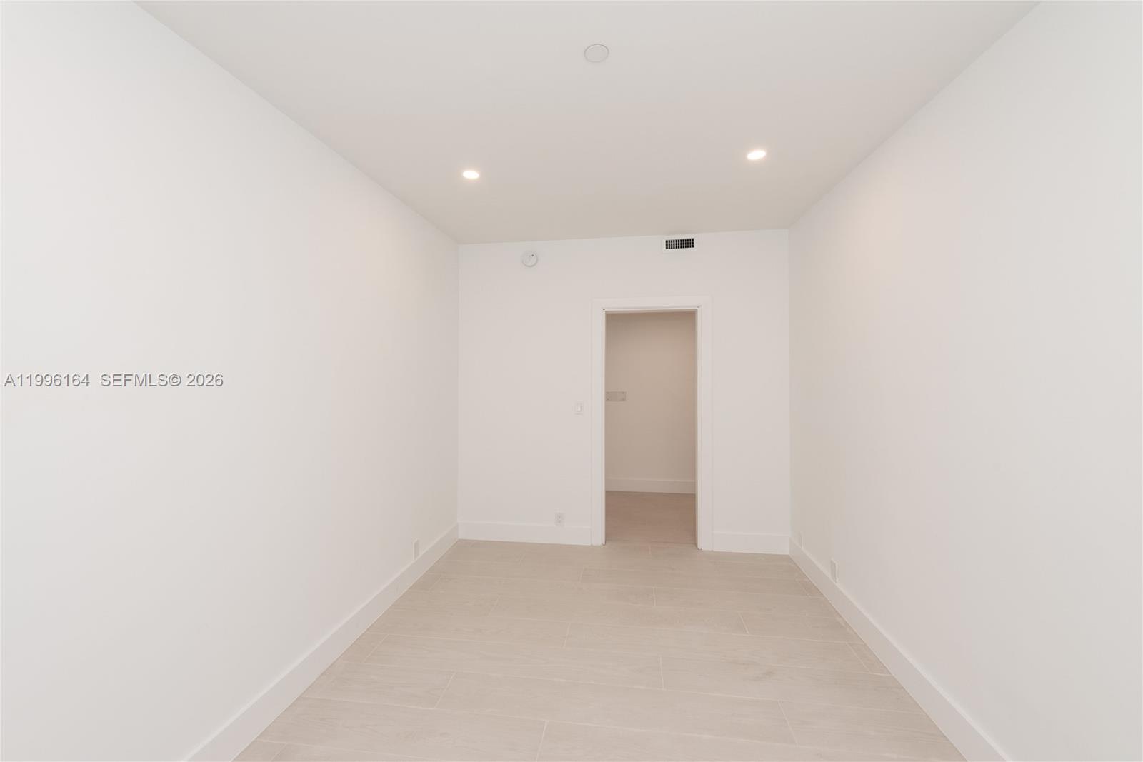 151 Crandon Blvd # 241