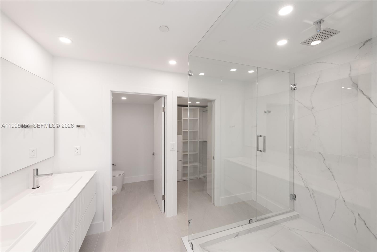 151 Crandon Blvd # 241
