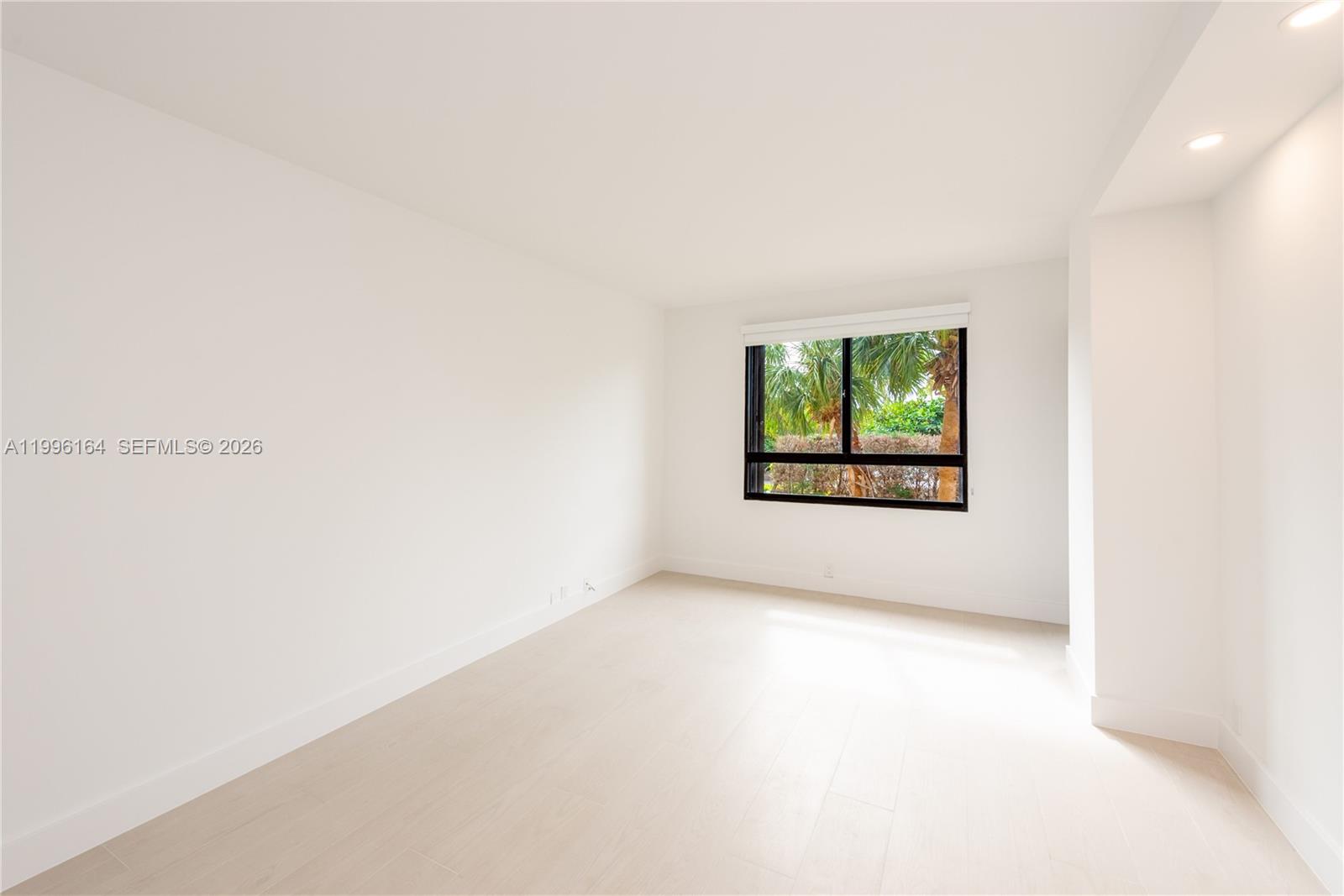 151 Crandon Blvd # 241