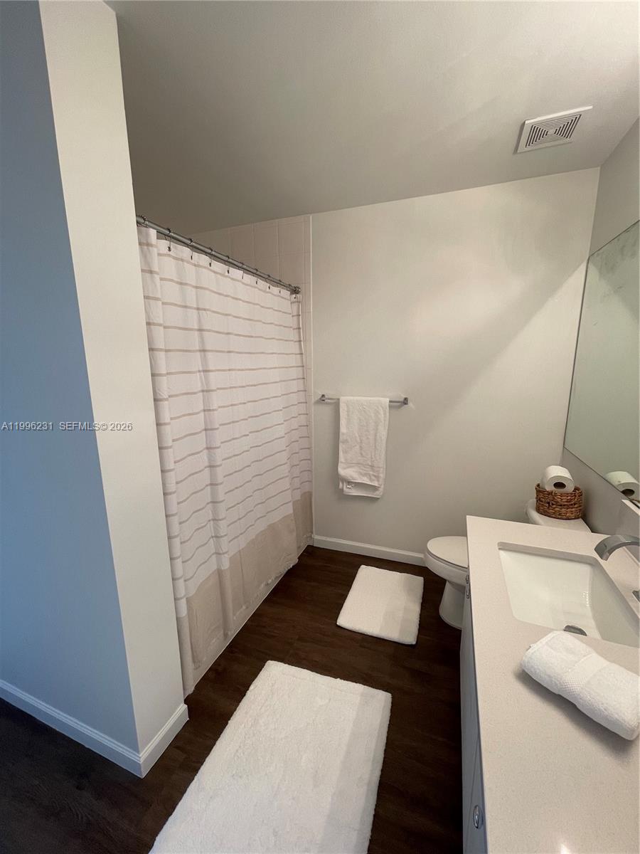 11720 Saint Andrews Pl # 302