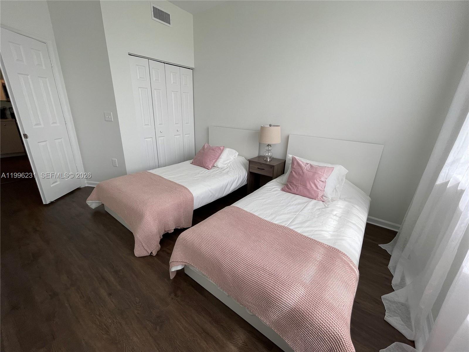 11720 Saint Andrews Pl # 302