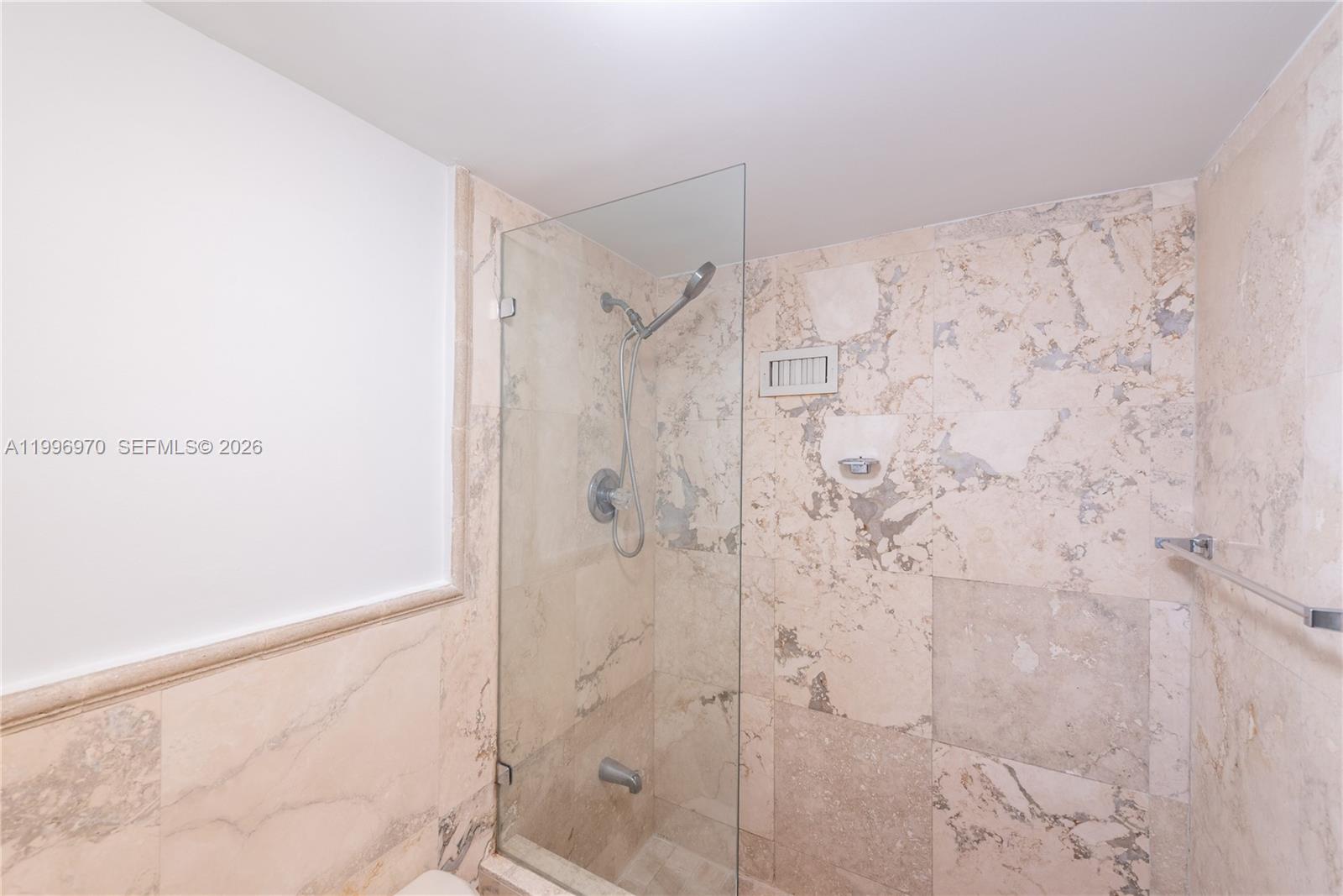 590 Ocean Dr # 2C