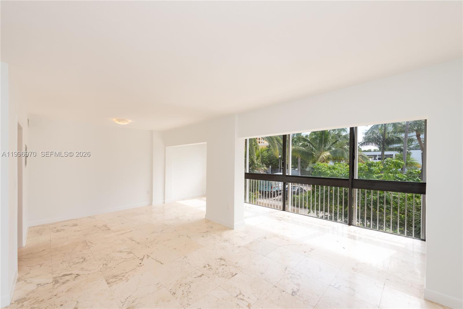 590 Ocean Dr # 2C