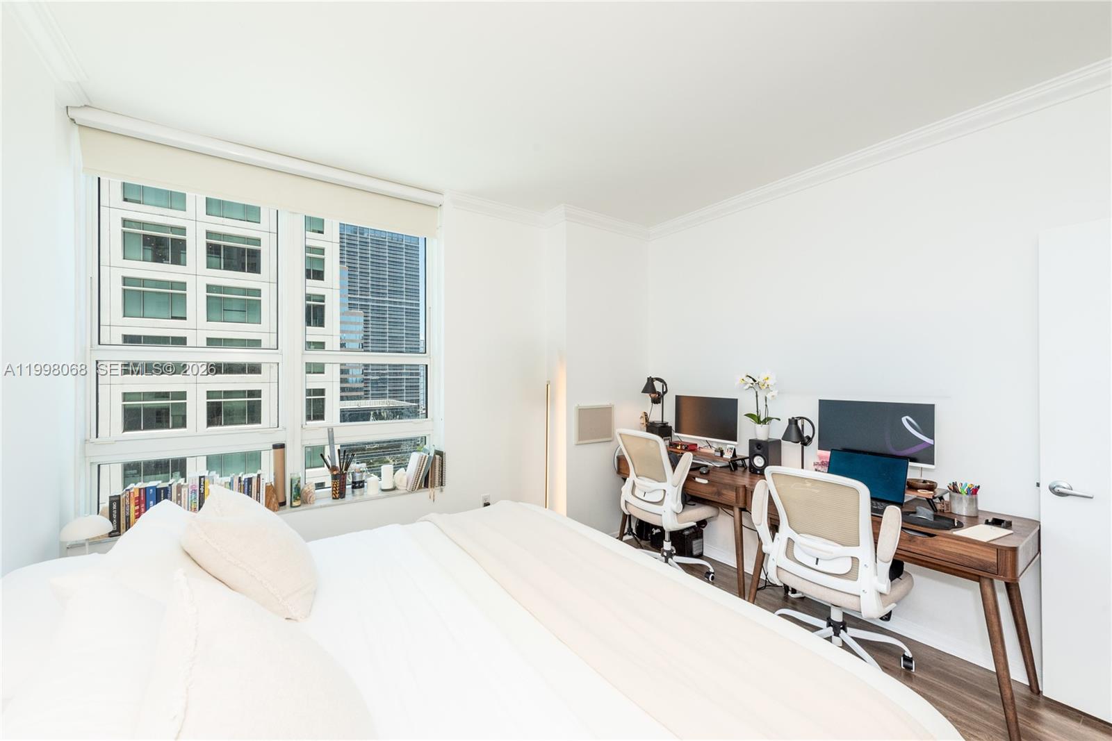 950 Brickell Bay Dr # 2304