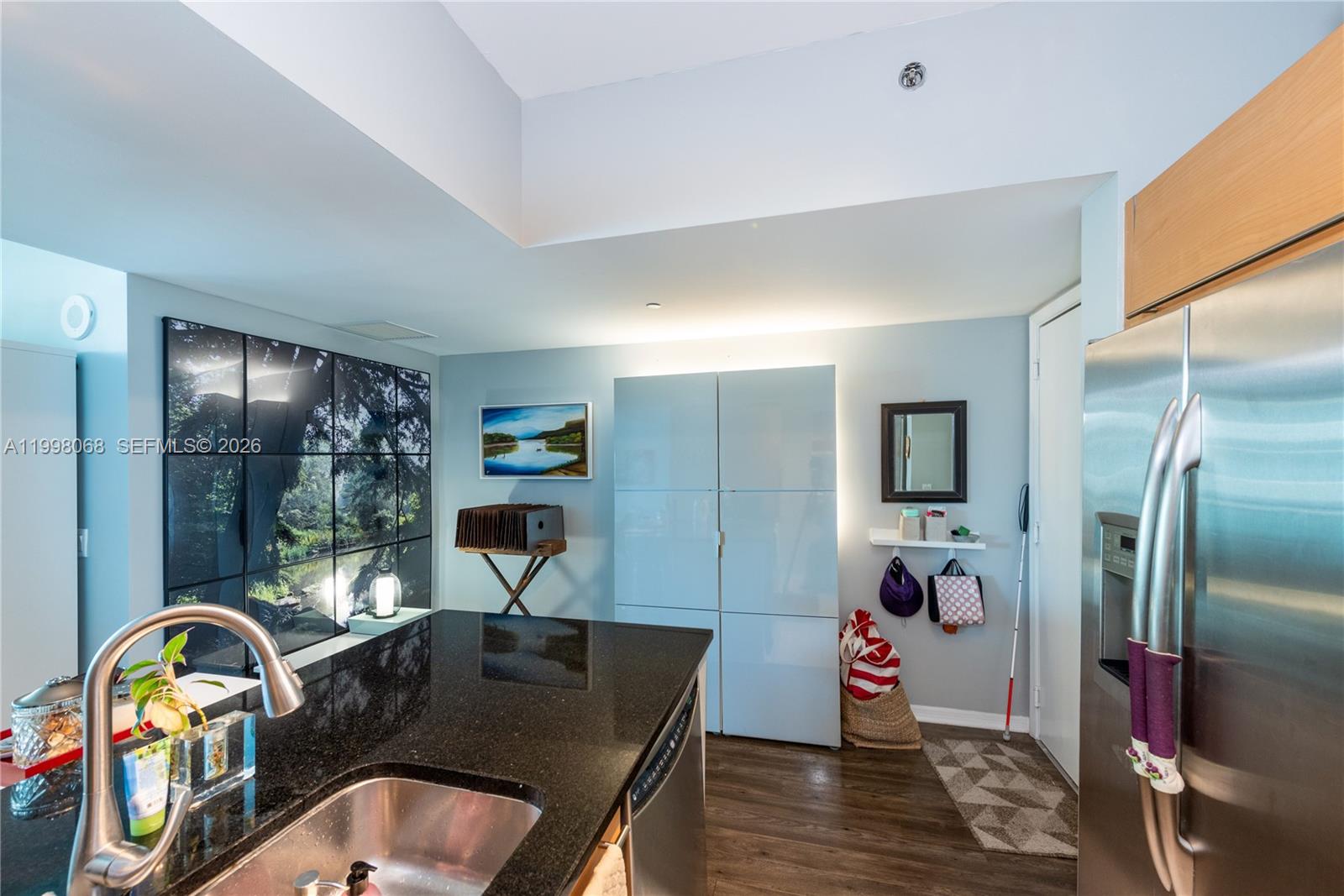950 Brickell Bay Dr # 2304