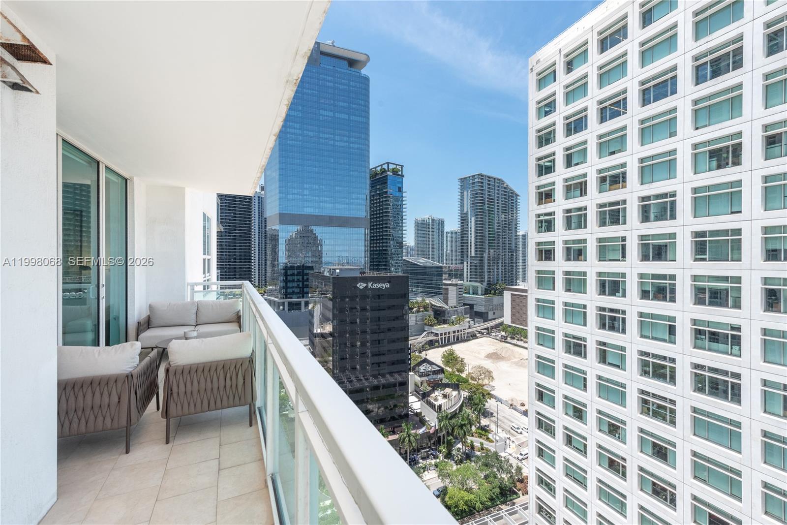 950 Brickell Bay Dr # 2304