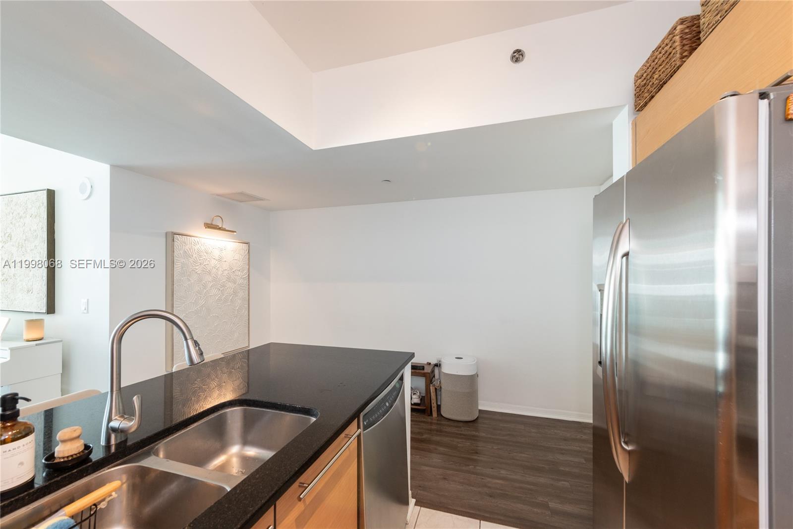 950 Brickell Bay Dr # 2304