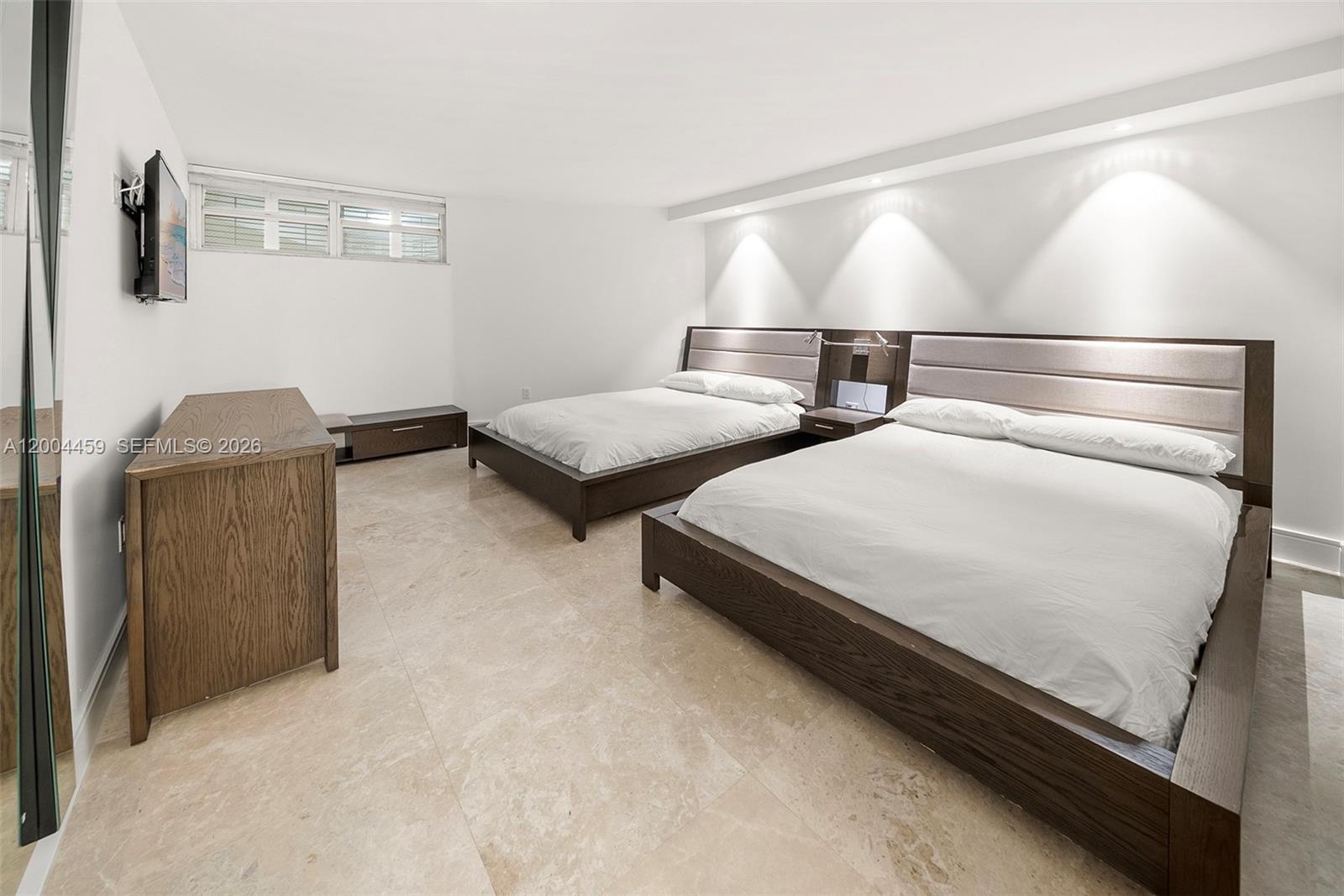 600 Grapetree Dr Unit: 3BS