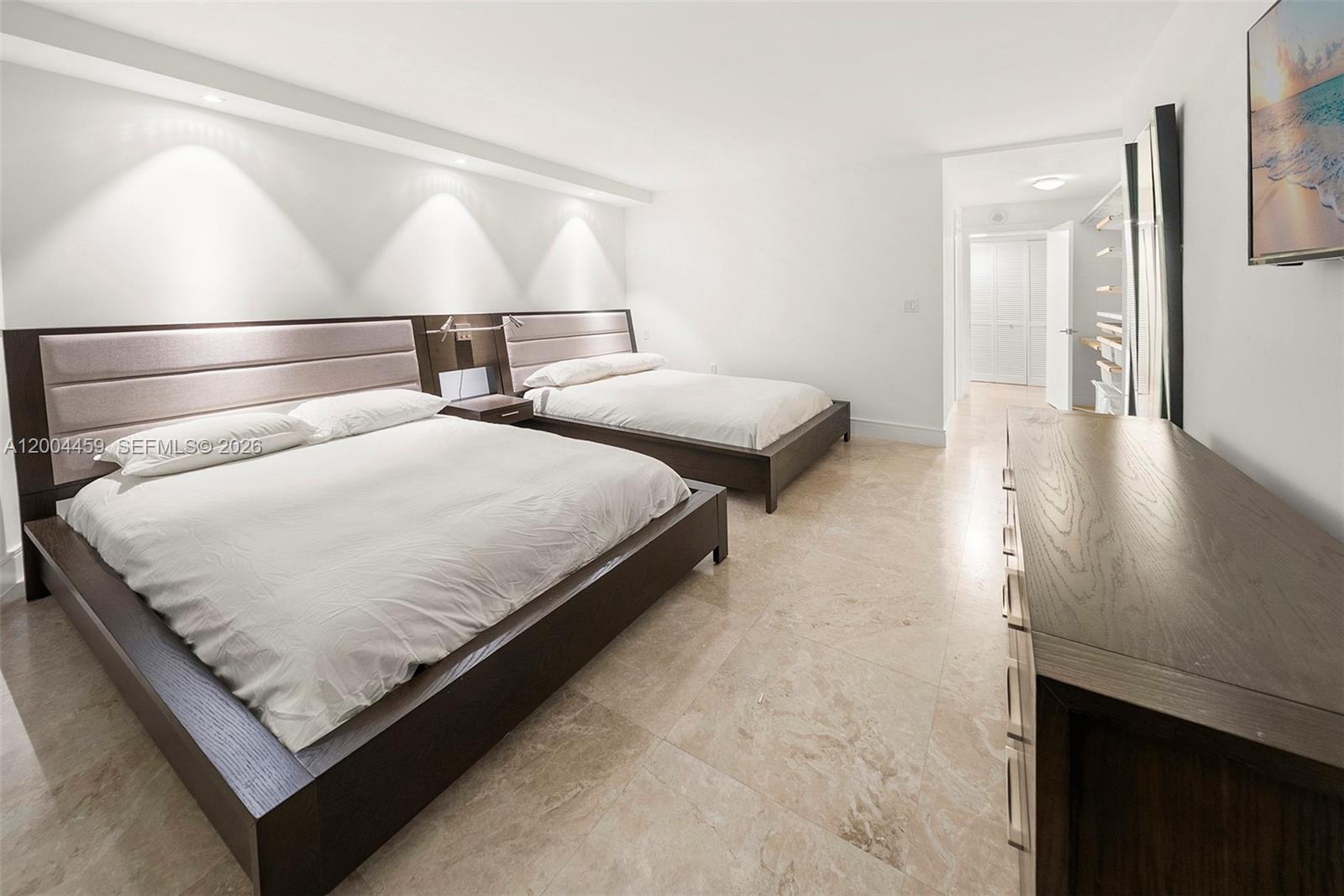 600 Grapetree Dr Unit: 3BS