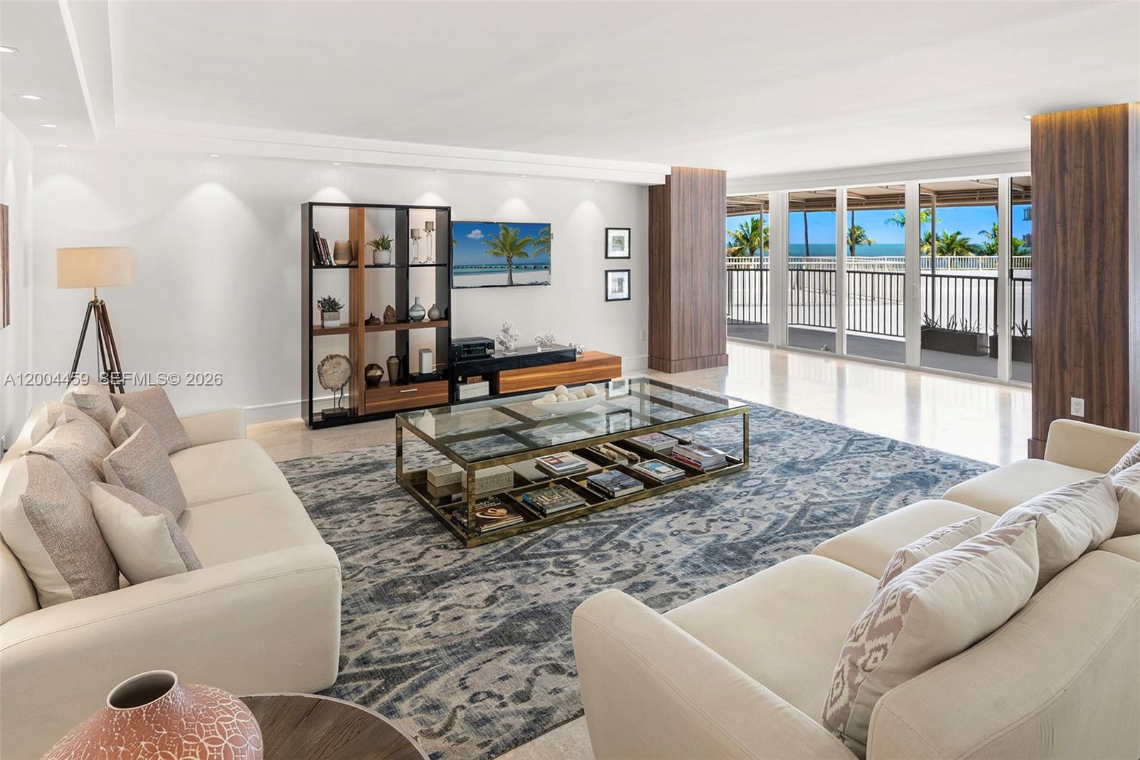 600 Grapetree Dr Unit: 3BS