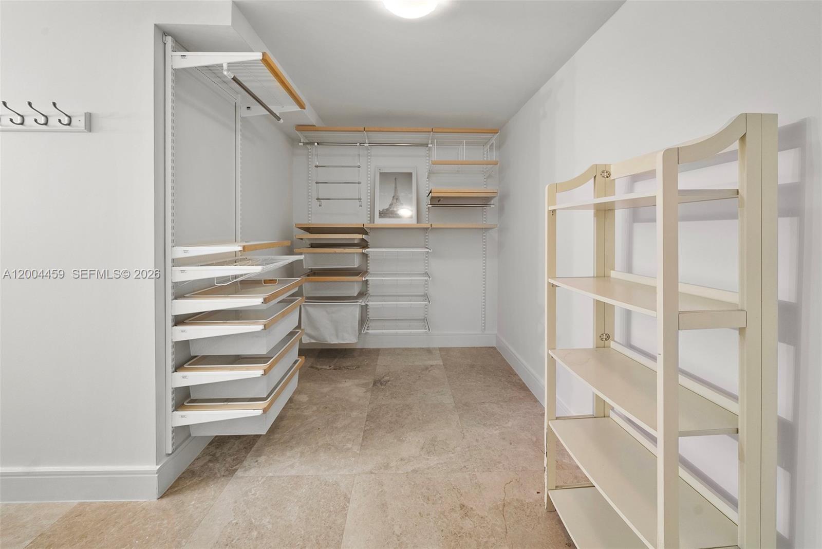 600 Grapetree Dr Unit: 3BS