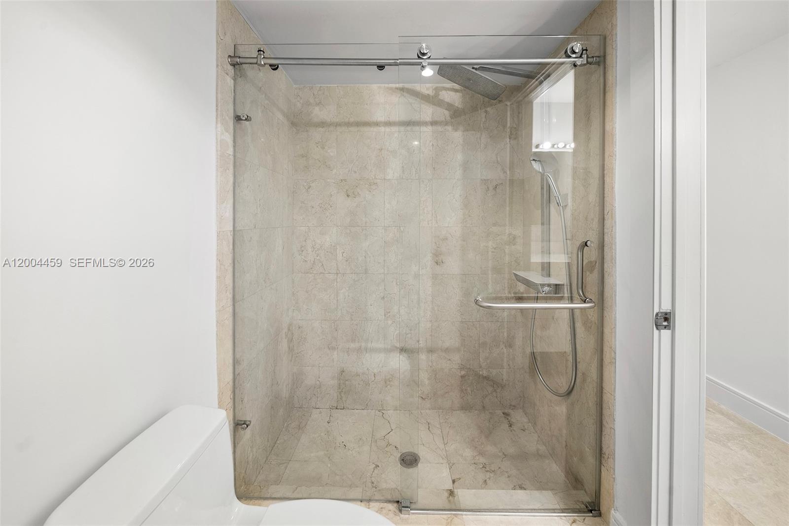 600 Grapetree Dr Unit: 3BS