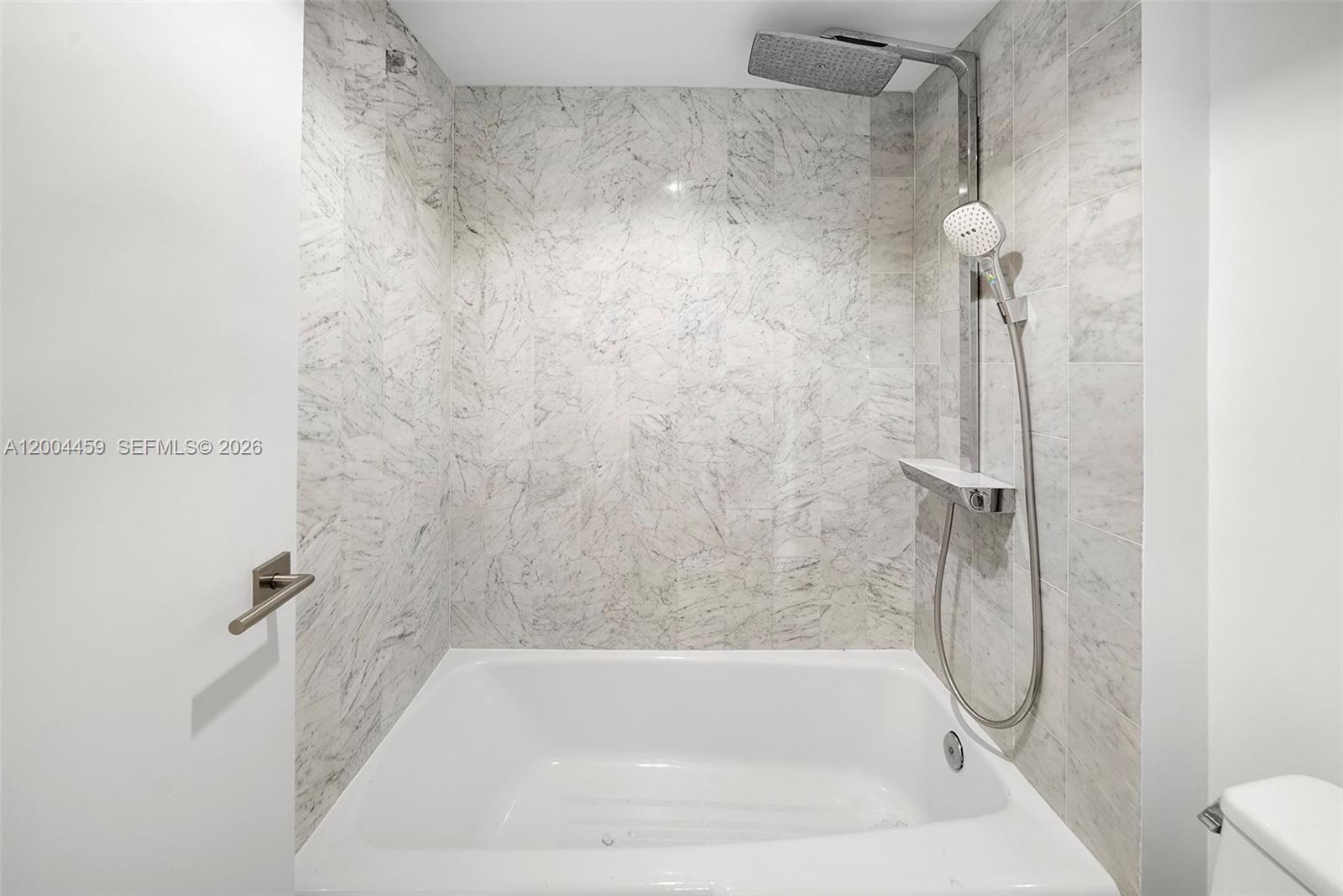 600 Grapetree Dr Unit: 3BS