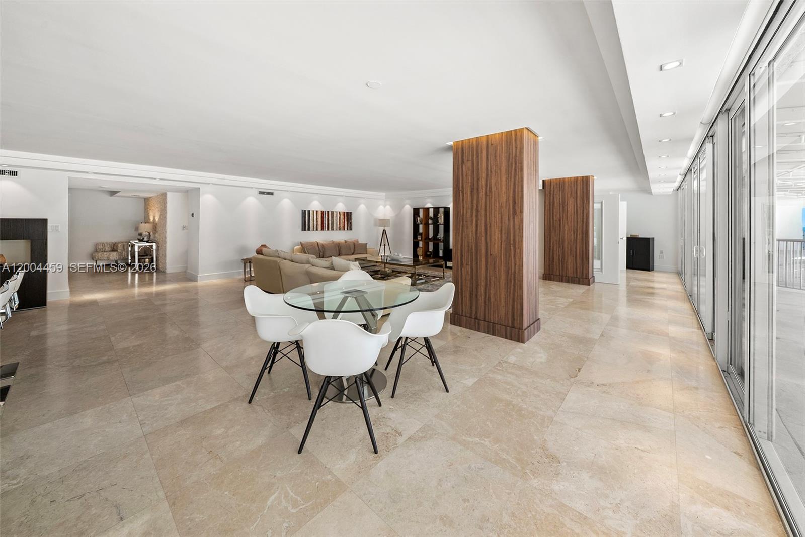 600 Grapetree Dr Unit: 3BS