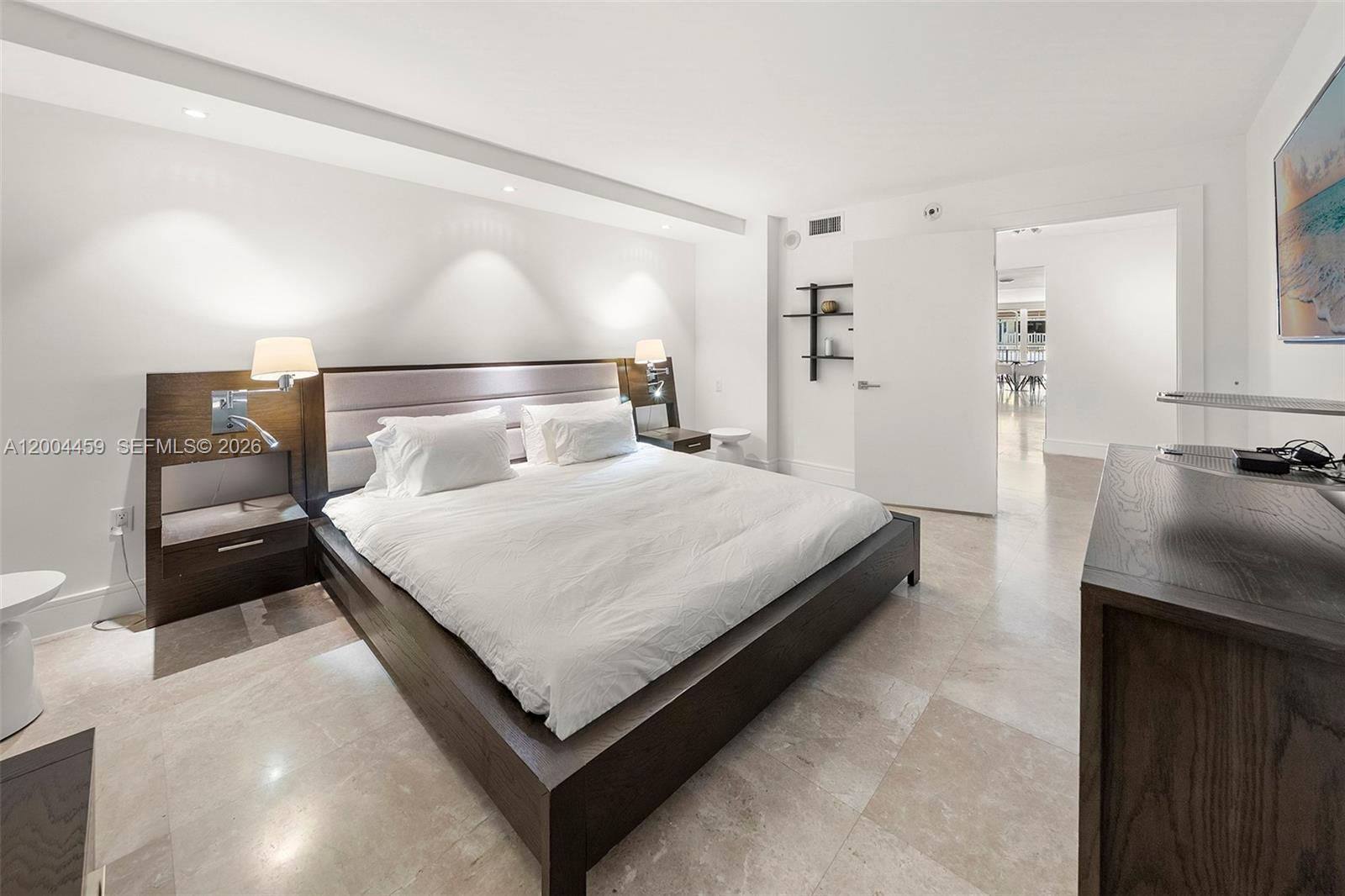 600 Grapetree Dr Unit: 3BS