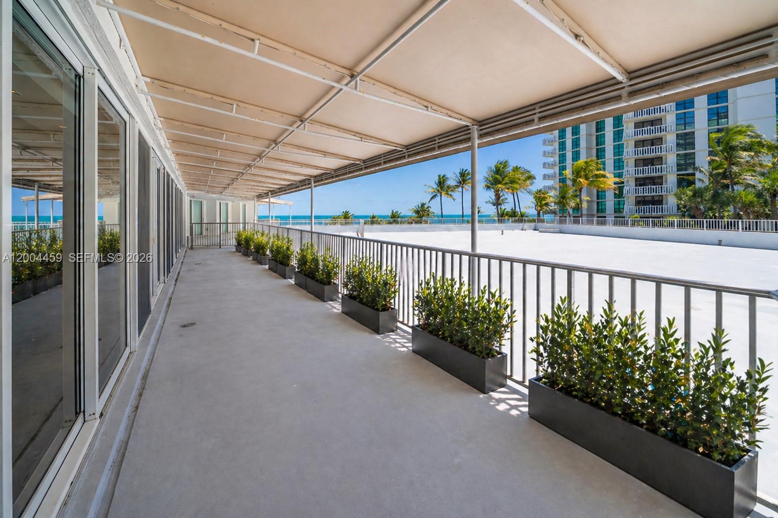 600 Grapetree Dr Unit: 3BS