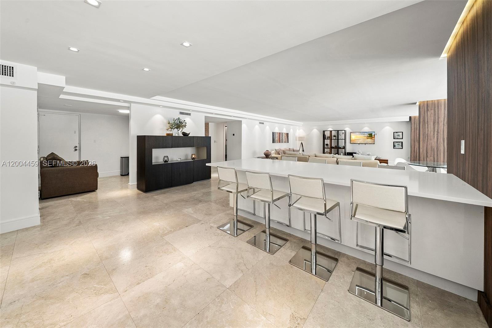 600 Grapetree Dr Unit: 3BS