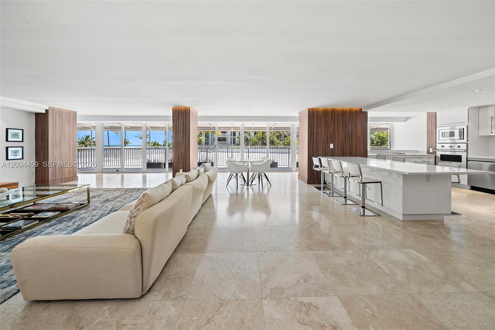 600 Grapetree Dr Unit: 3BS