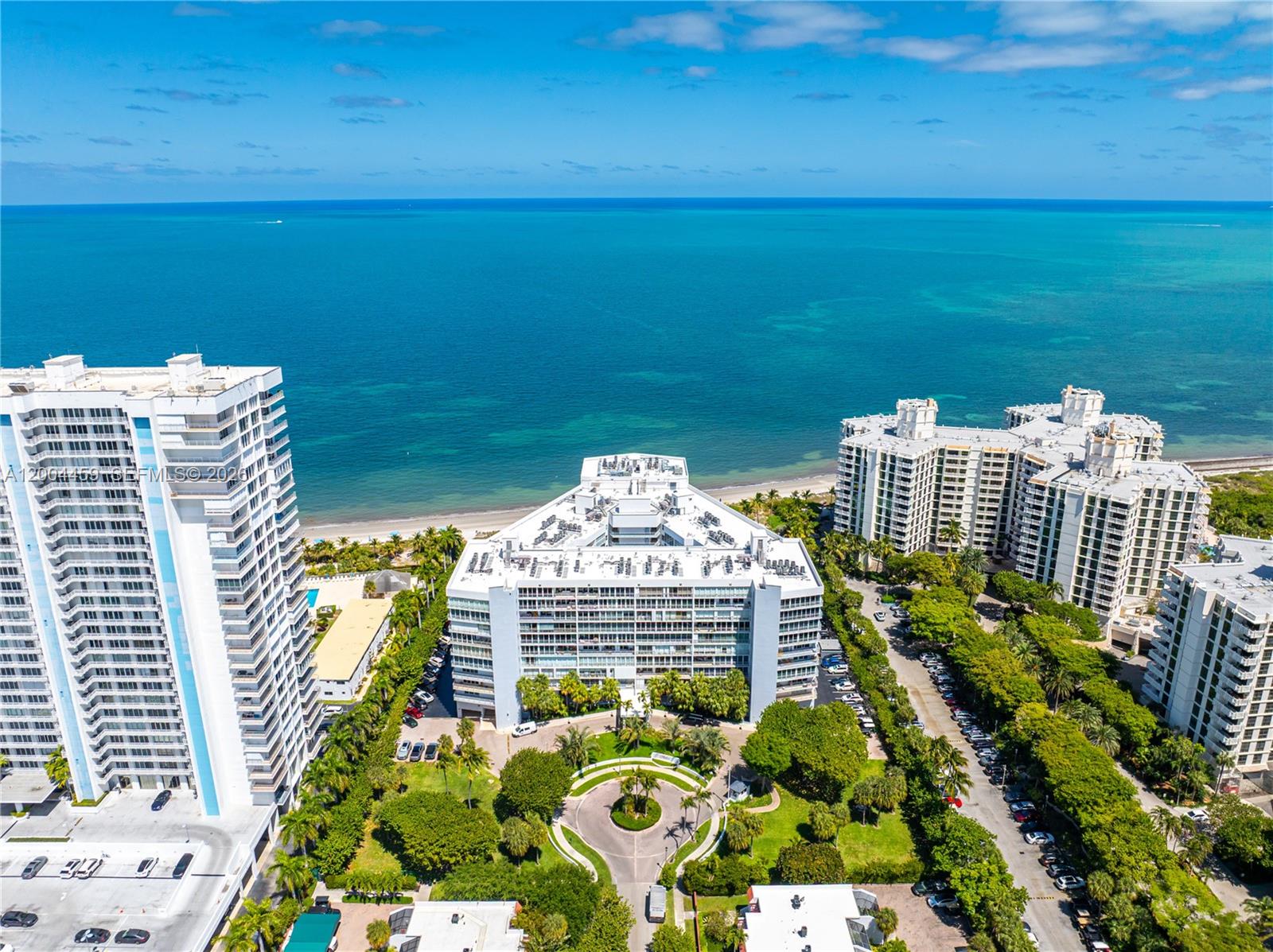 600 Grapetree Dr Unit: 3BS