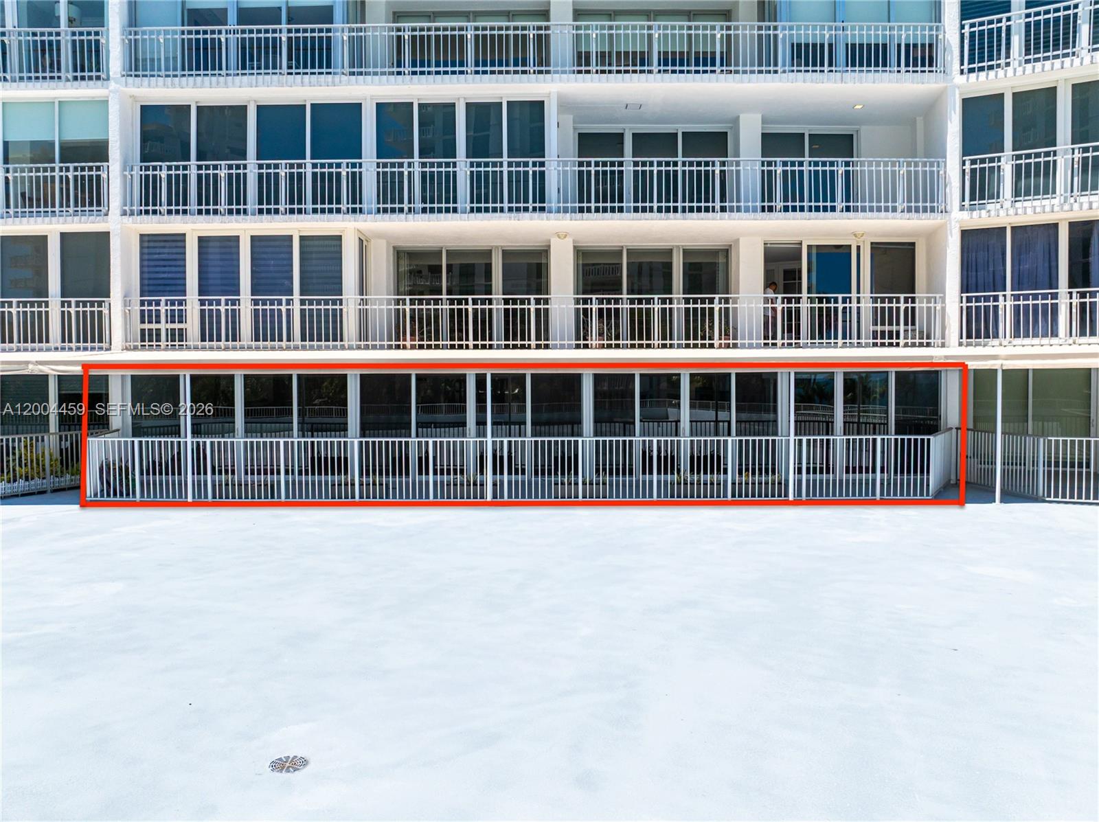 600 Grapetree Dr Unit: 3BS