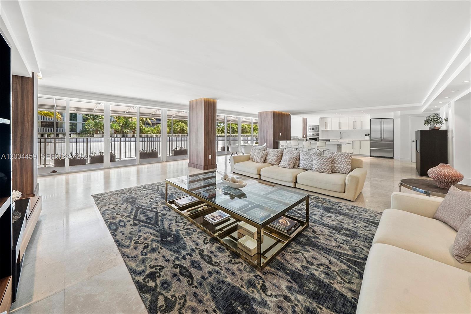 600 Grapetree Dr Unit: 3BS