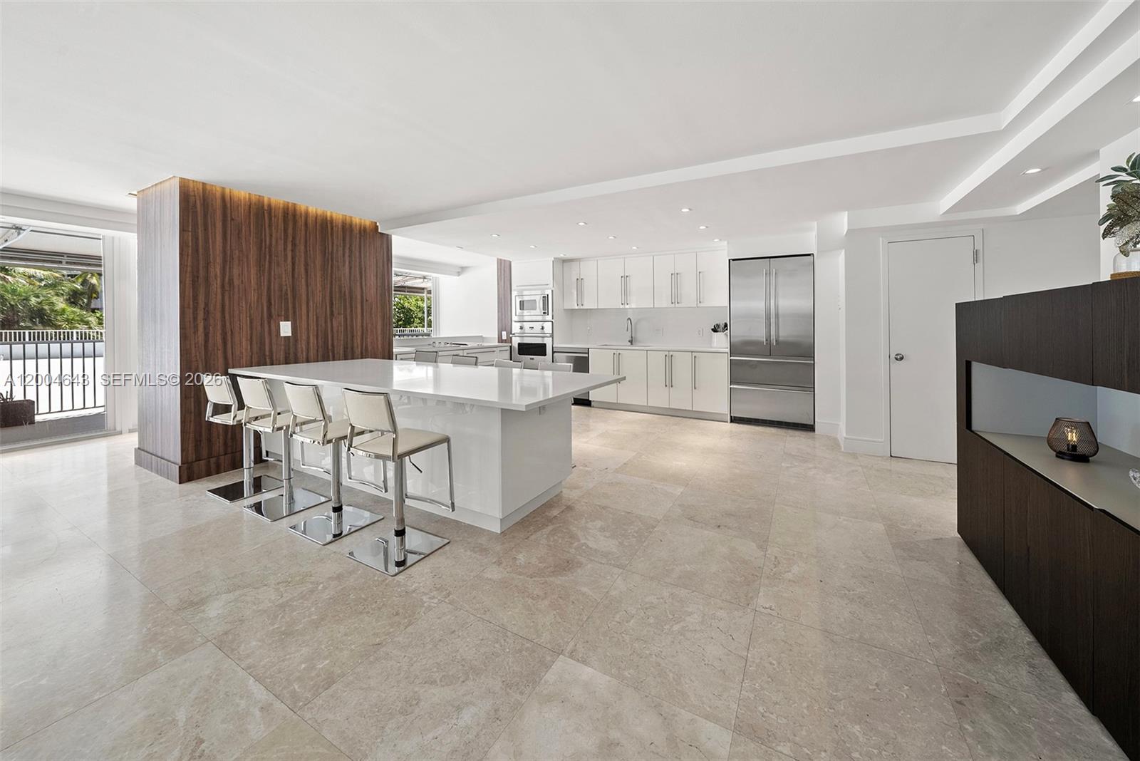 600 Grapetree Dr Unit: 3BS