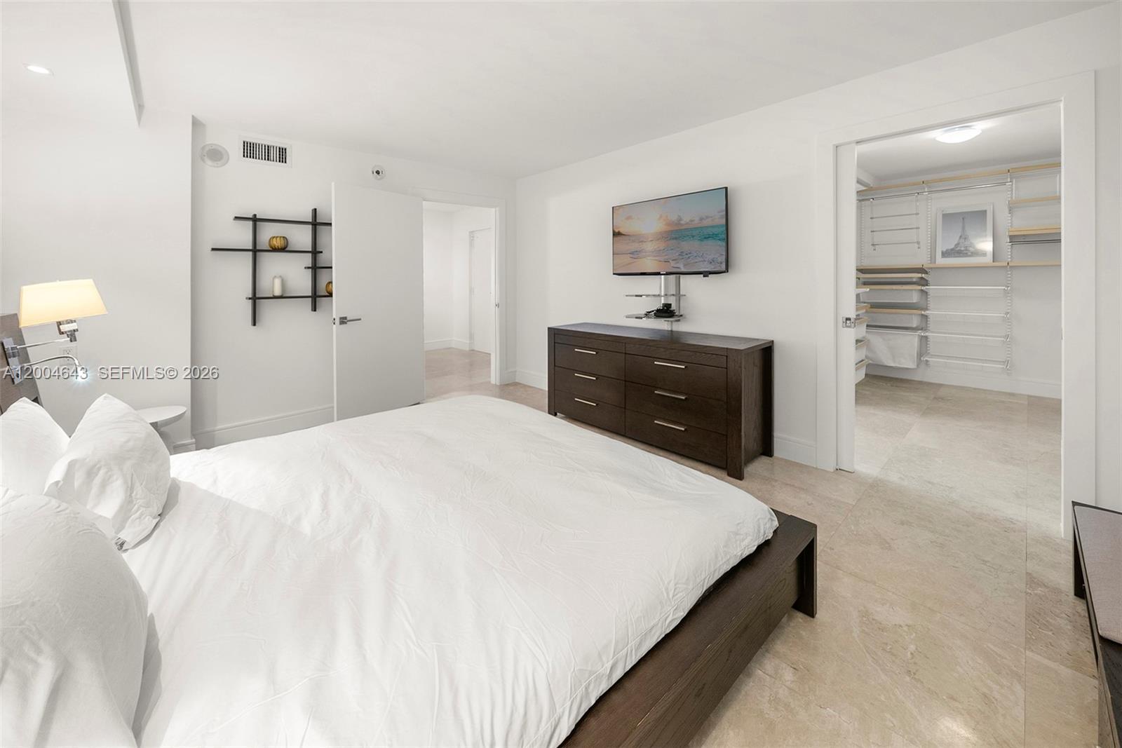 600 Grapetree Dr Unit: 3BS