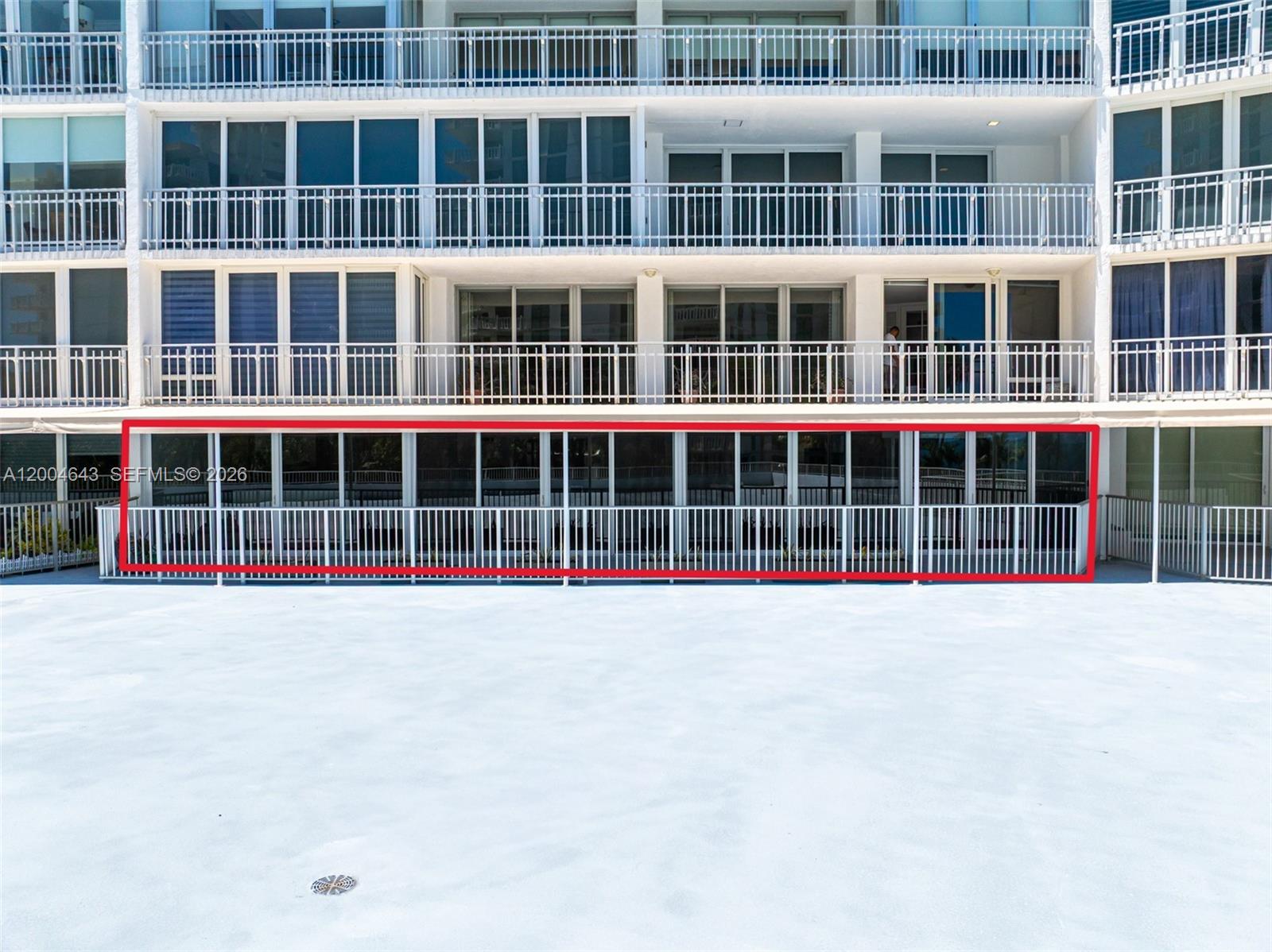 600 Grapetree Dr Unit: 3BS