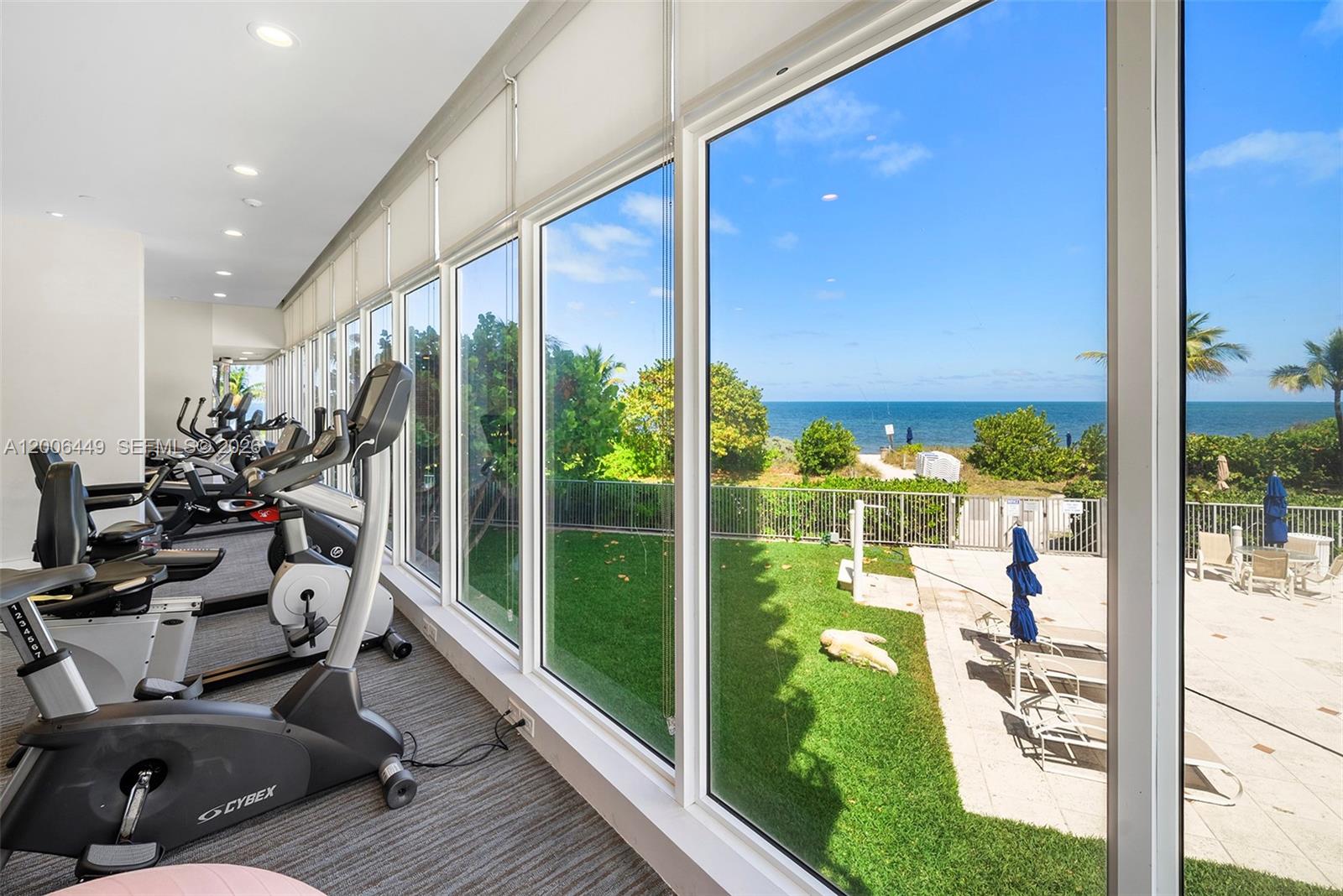 600 Grapetree Dr Unit: 8FS