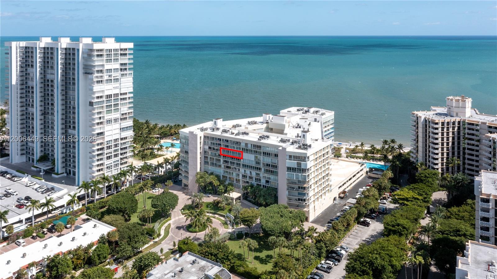 600 Grapetree Dr Unit: 8FS