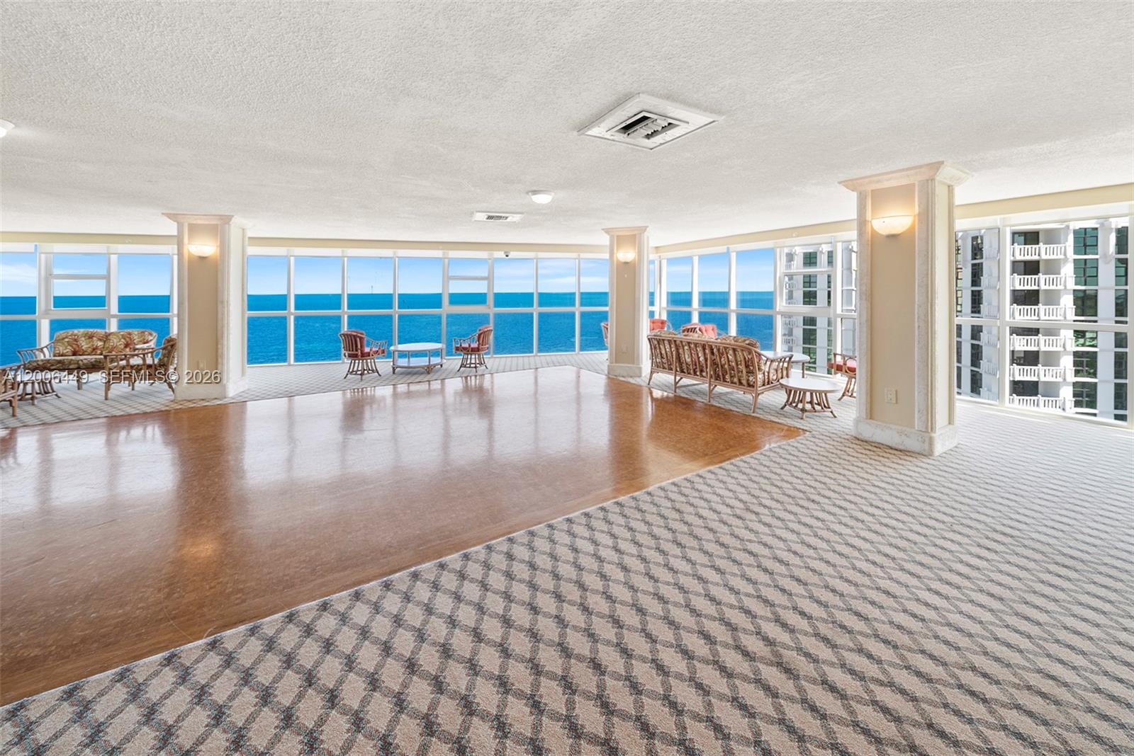 600 Grapetree Dr Unit: 8FS