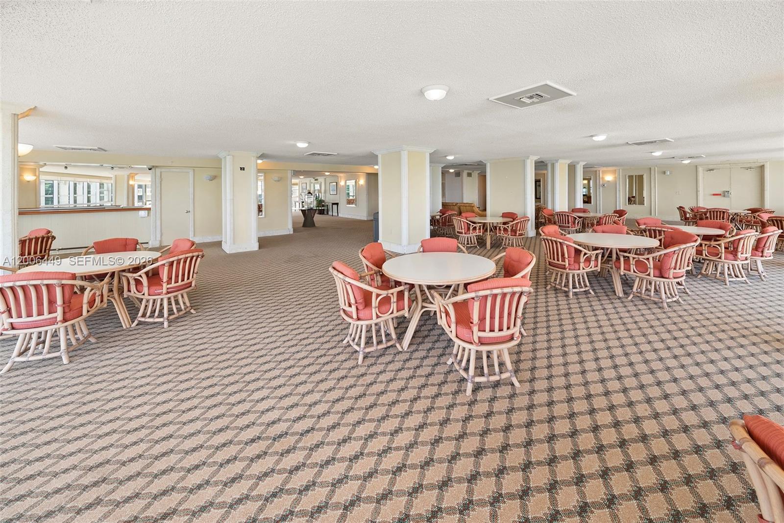 600 Grapetree Dr Unit: 8FS