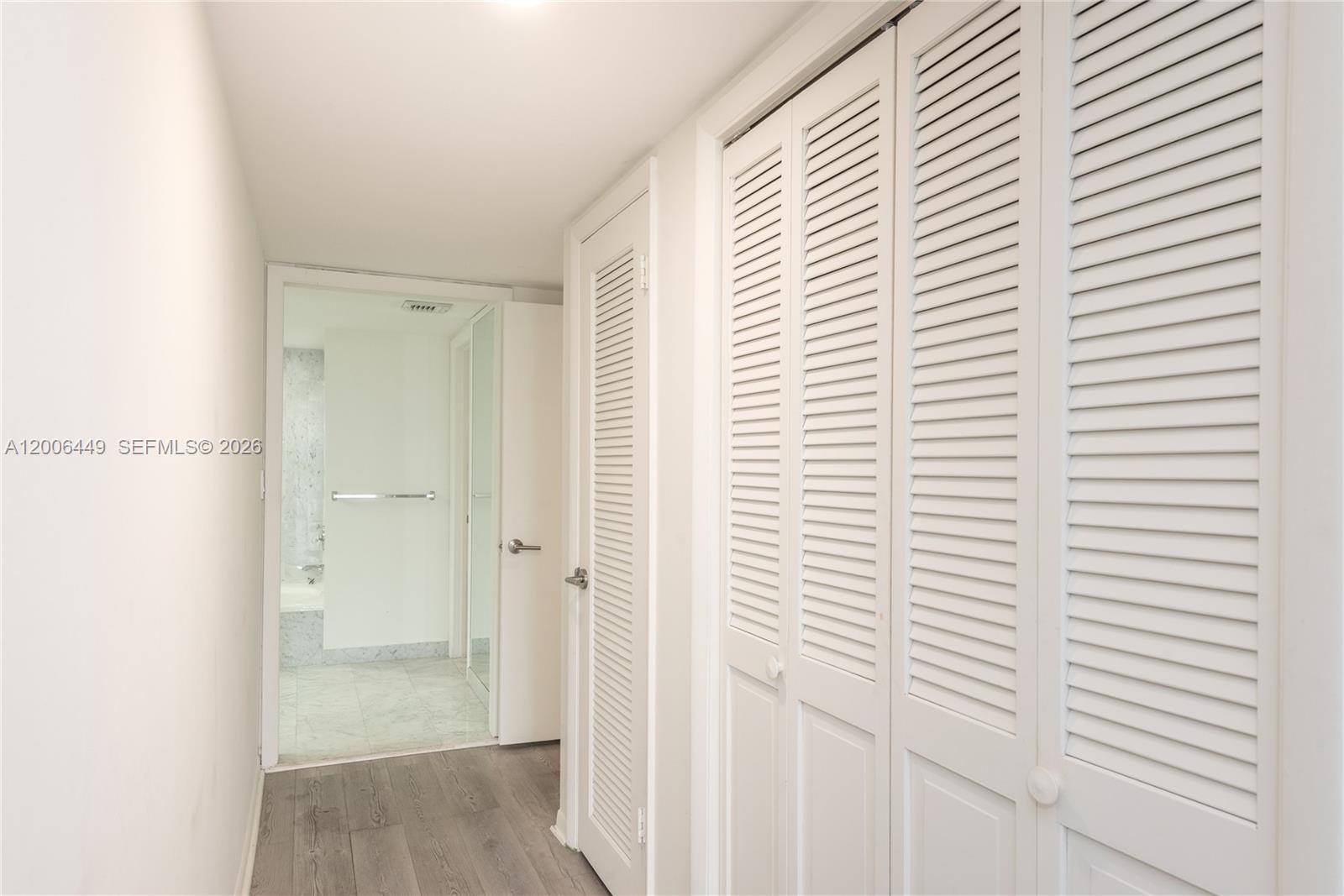 600 Grapetree Dr Unit: 8FS