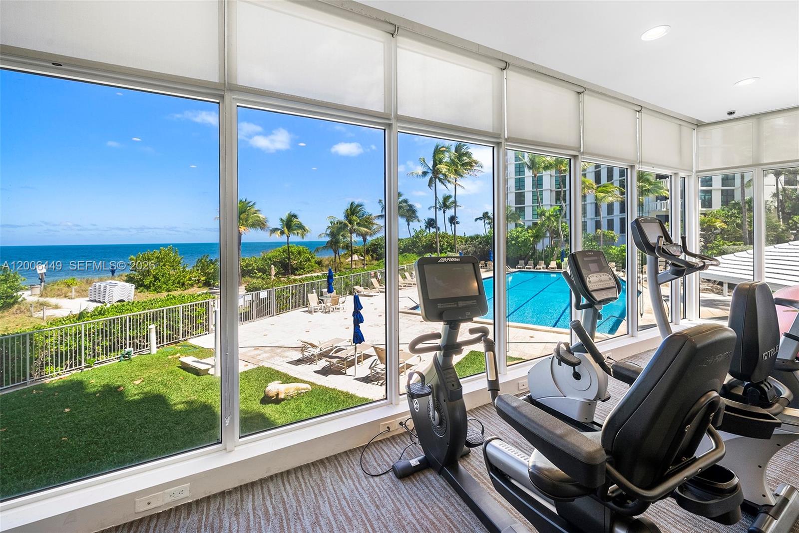 600 Grapetree Dr Unit: 8FS