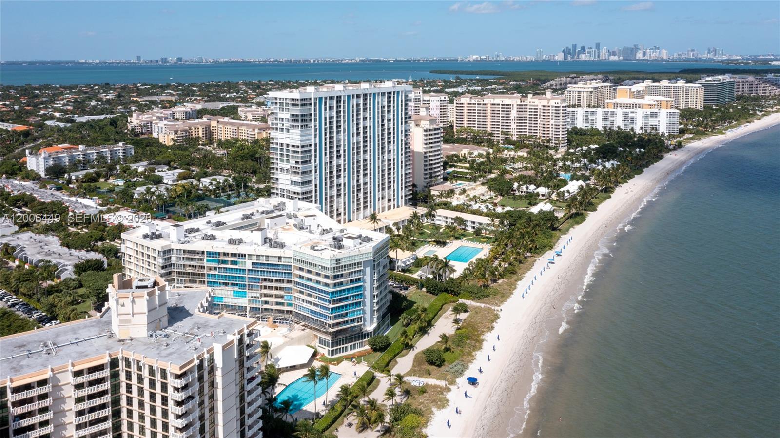 600 Grapetree Dr Unit: 8FS