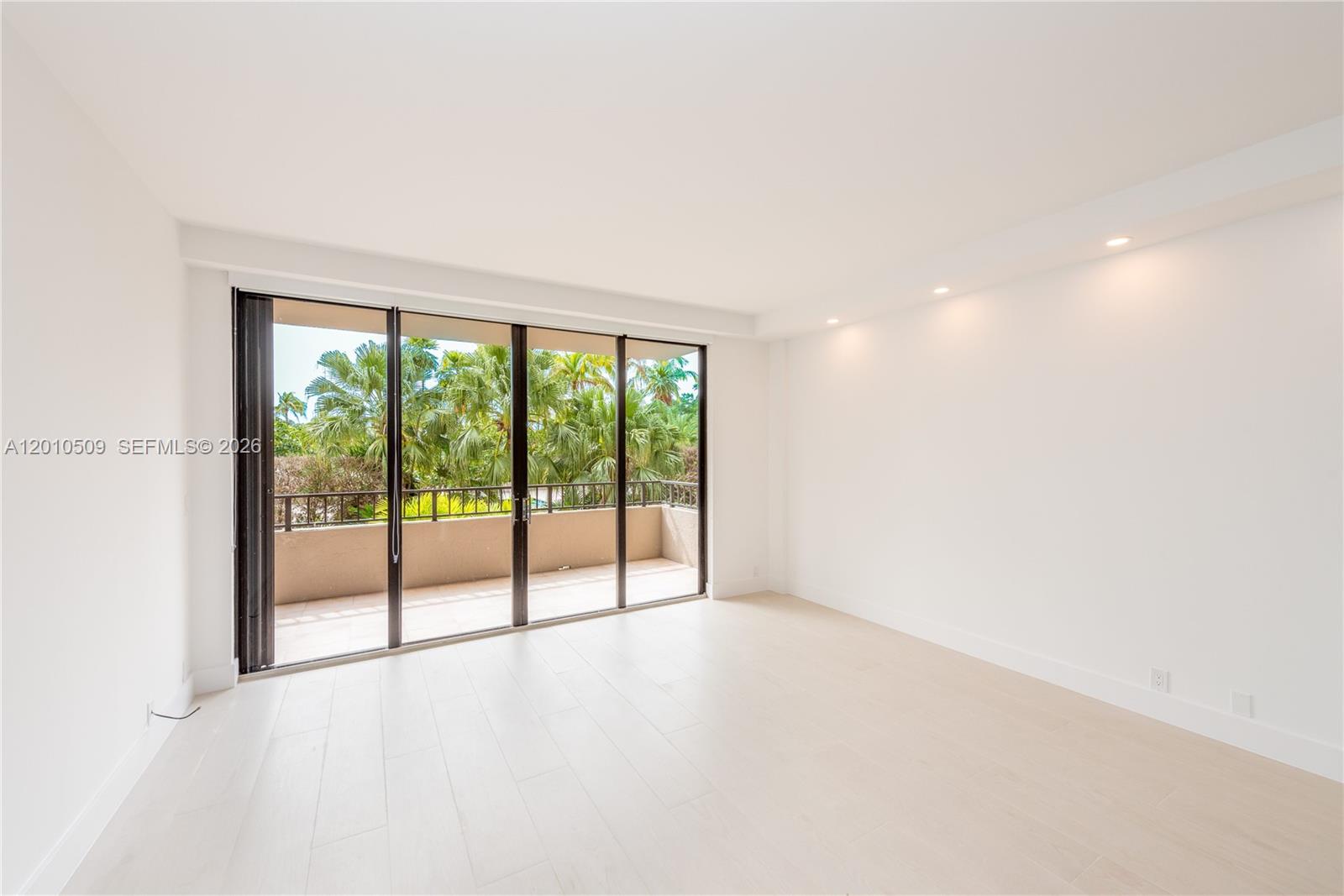 151 Crandon Blvd # 241