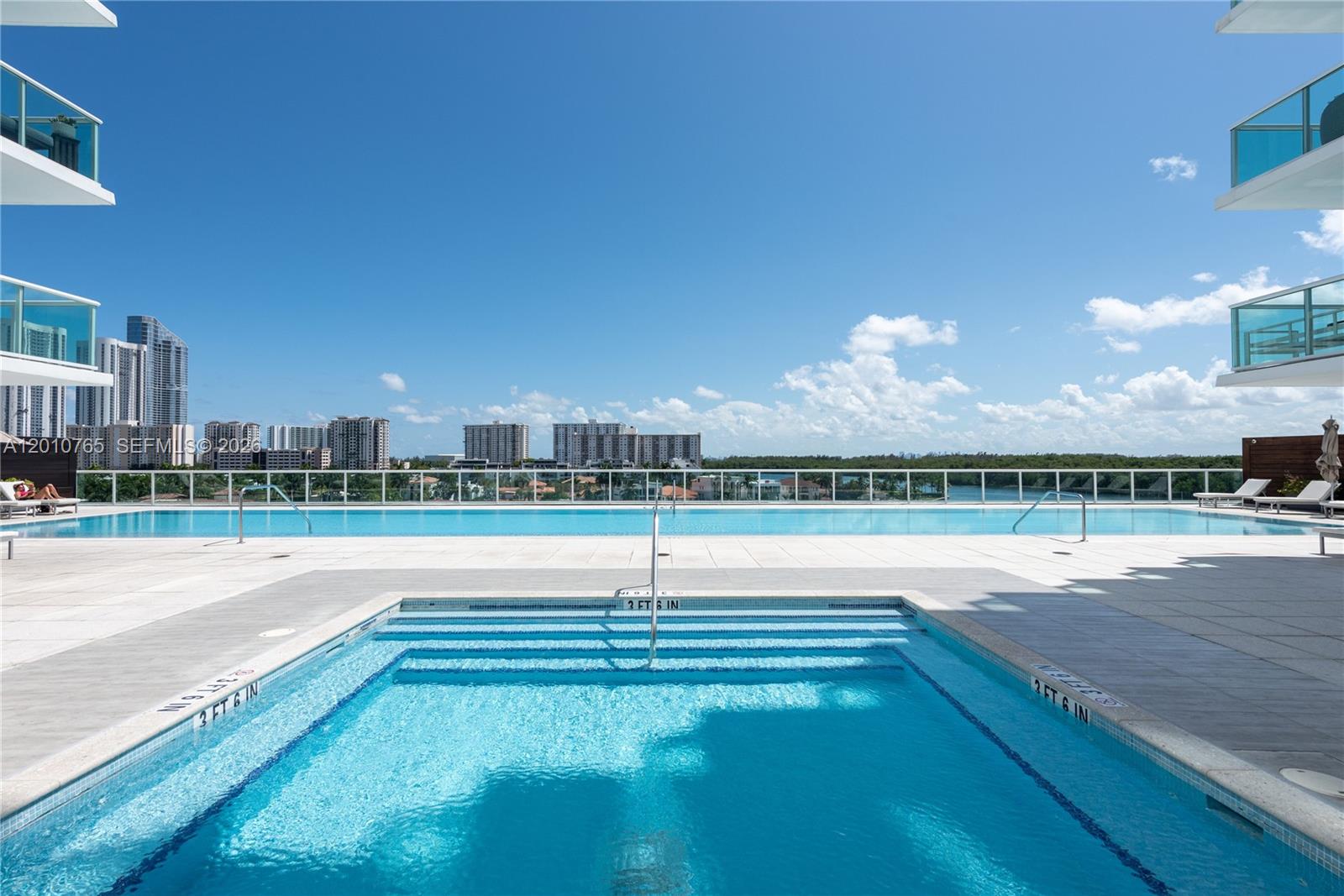 400 Sunny Isles Blvd # 1518