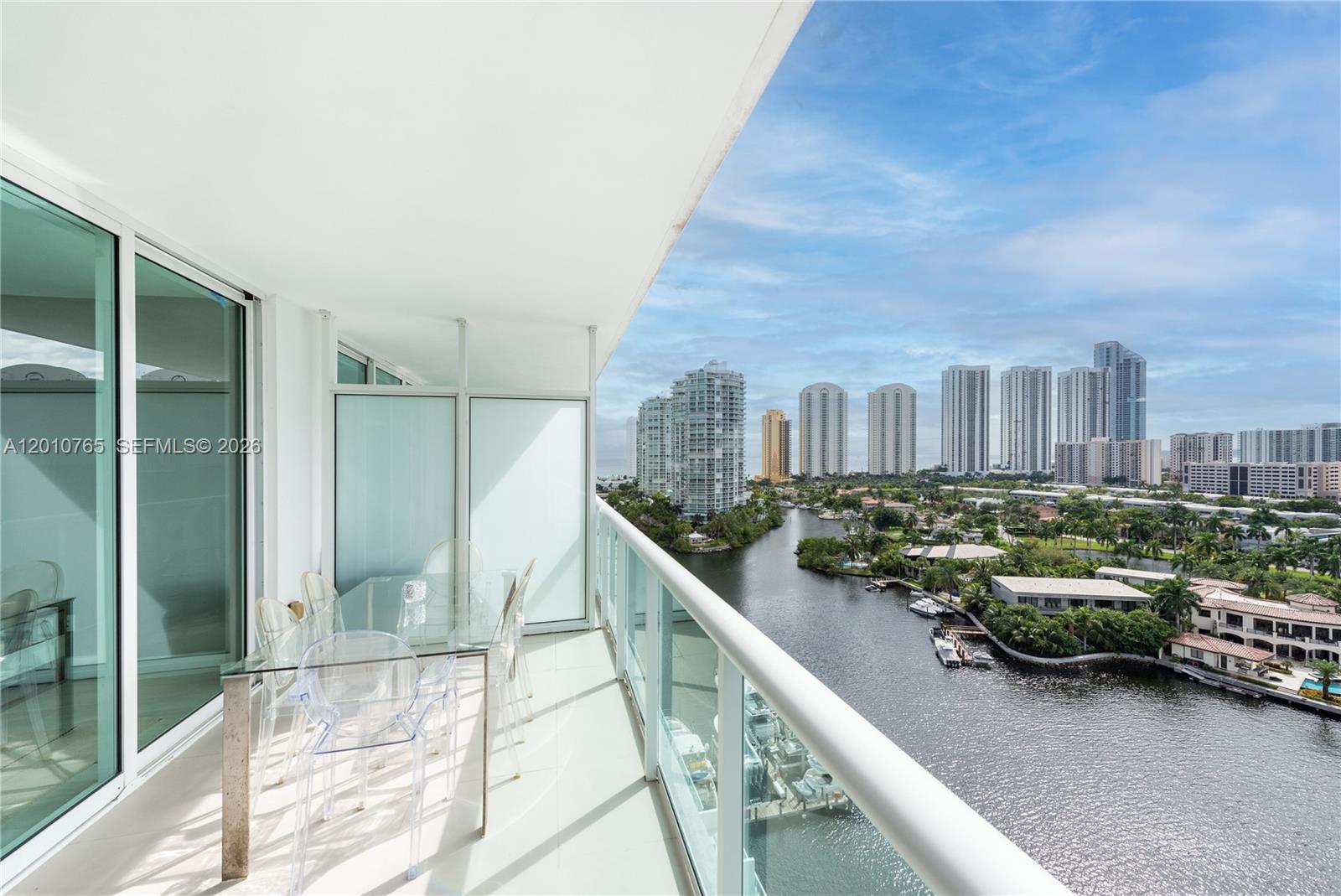 400 Sunny Isles Blvd # 1518
