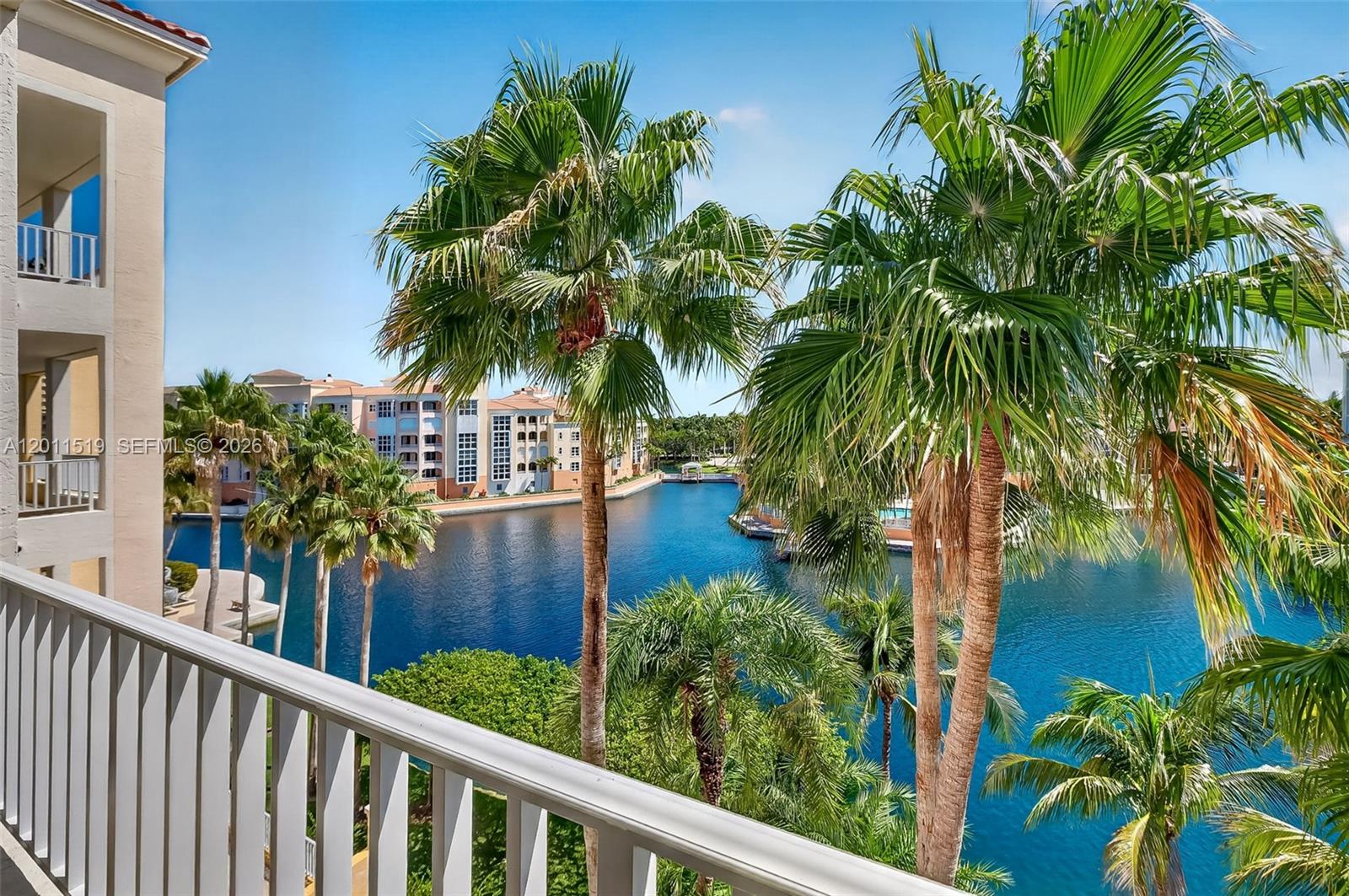 705 Crandon Blvd # 506
