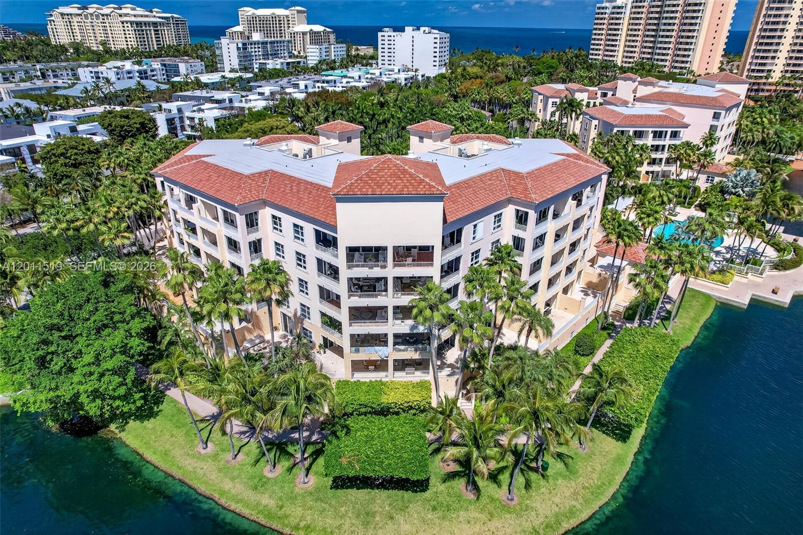 705 Crandon Blvd # 506