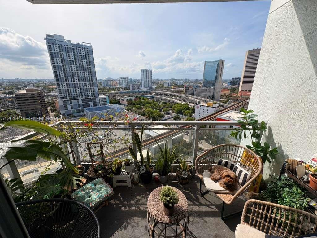 90 SW 3rd St # 2106