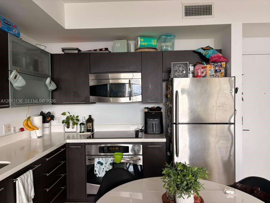 90 SW 3rd St # 2106