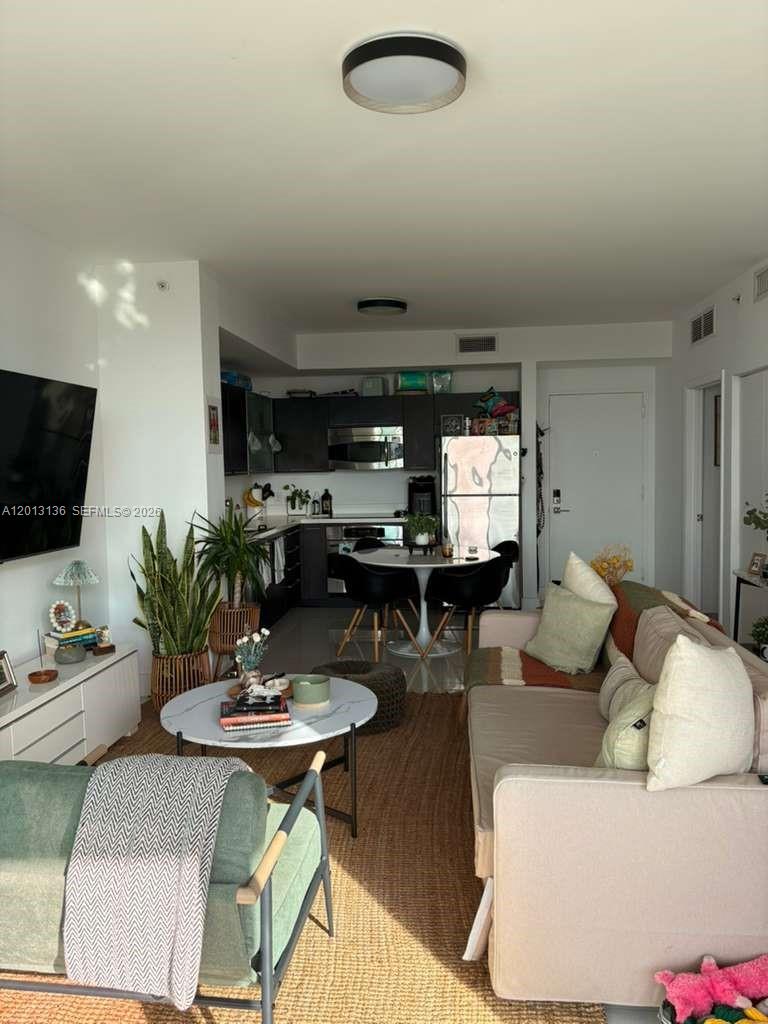 90 SW 3rd St # 2106