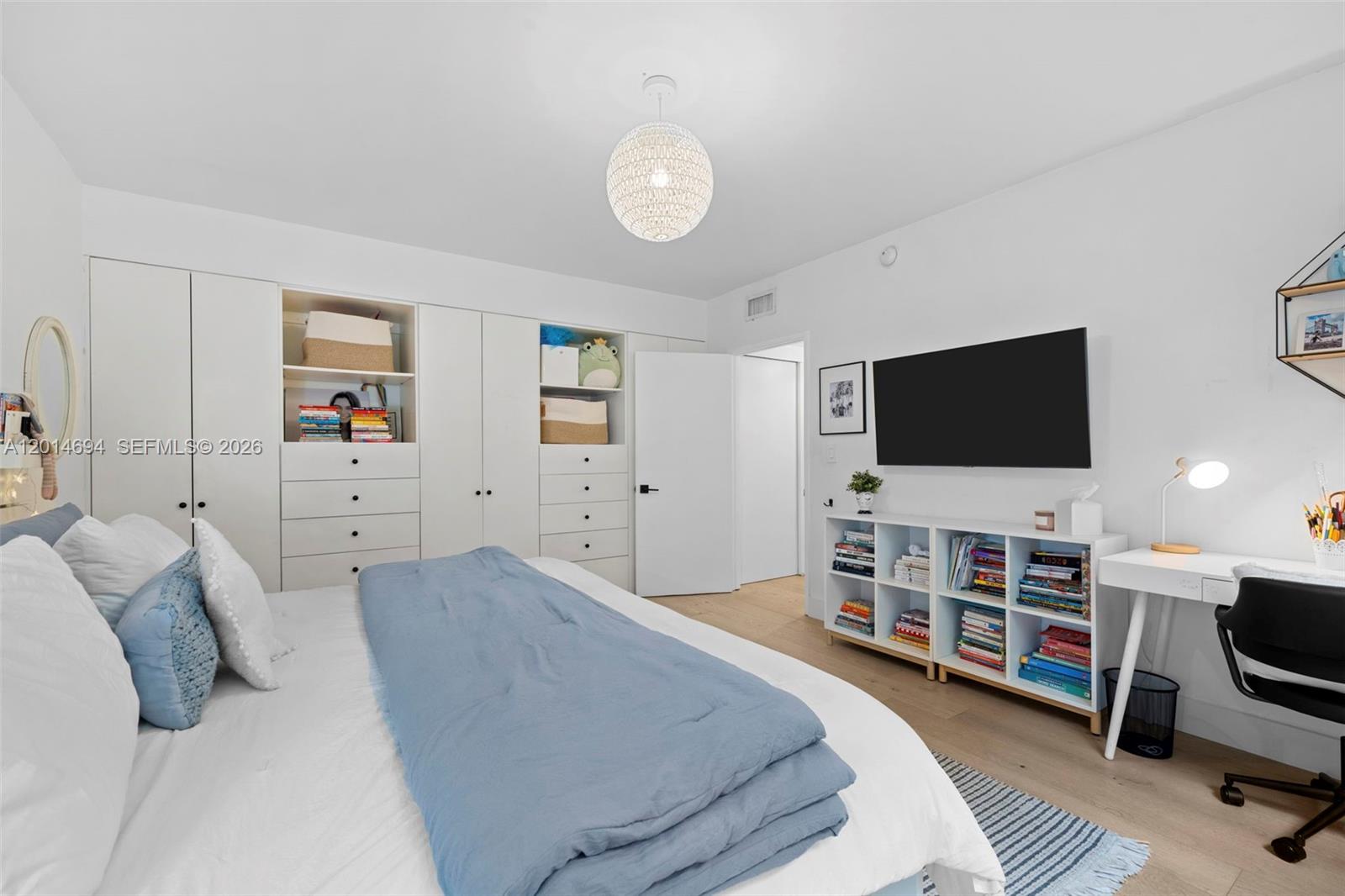 141 Crandon Blvd # 237