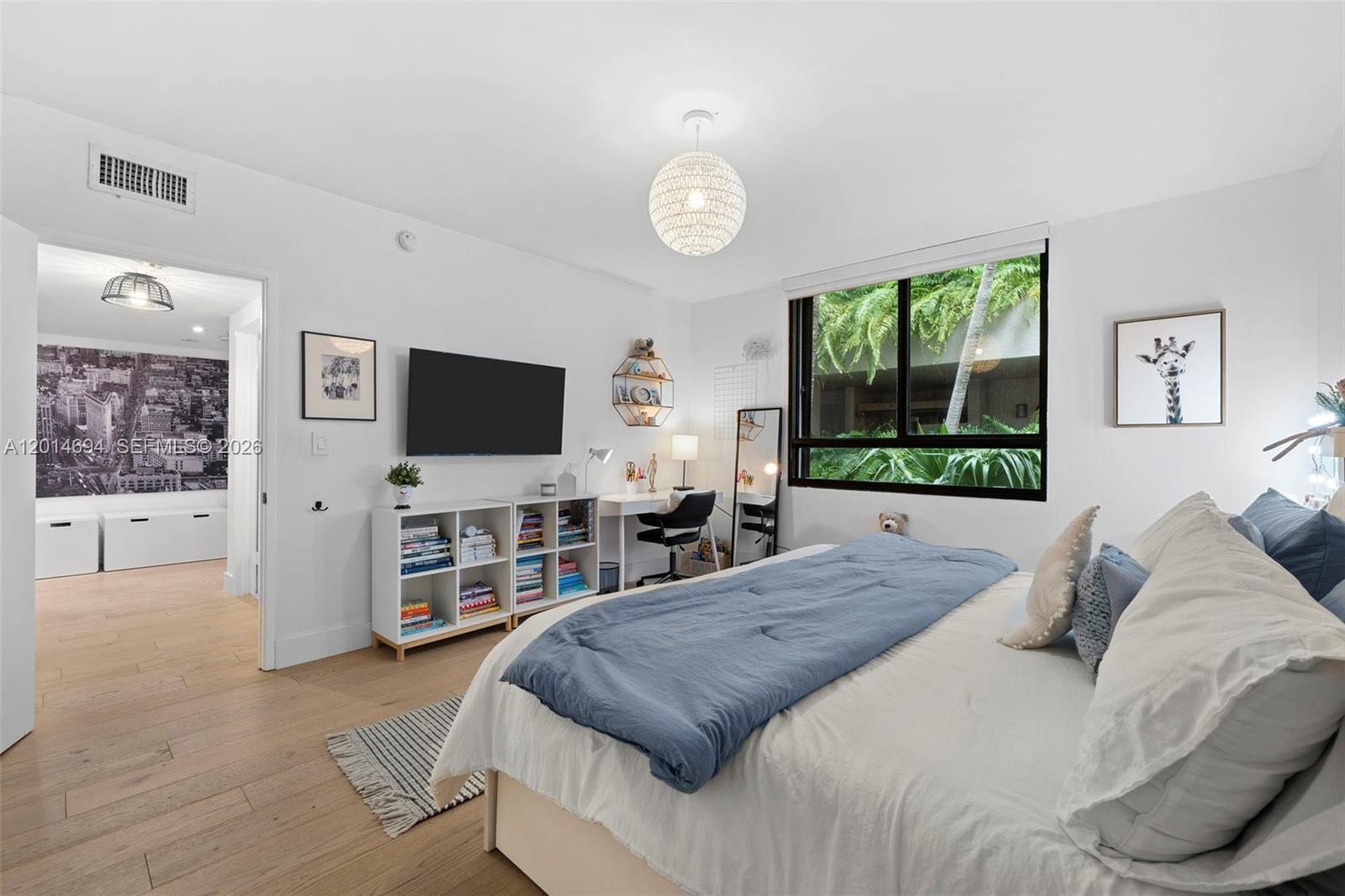 141 Crandon Blvd # 237